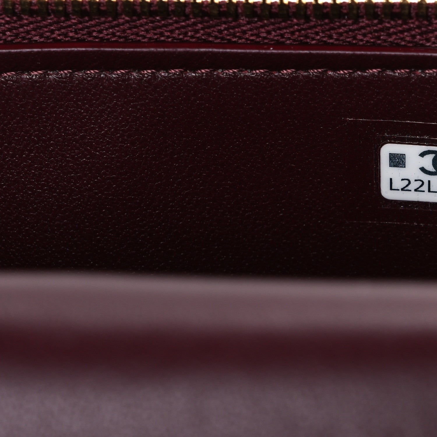 Chanel Calfskin Crocodile Embossed Crococo Exoticoco Vanity With Chain Dark Burgundy 7 of 11