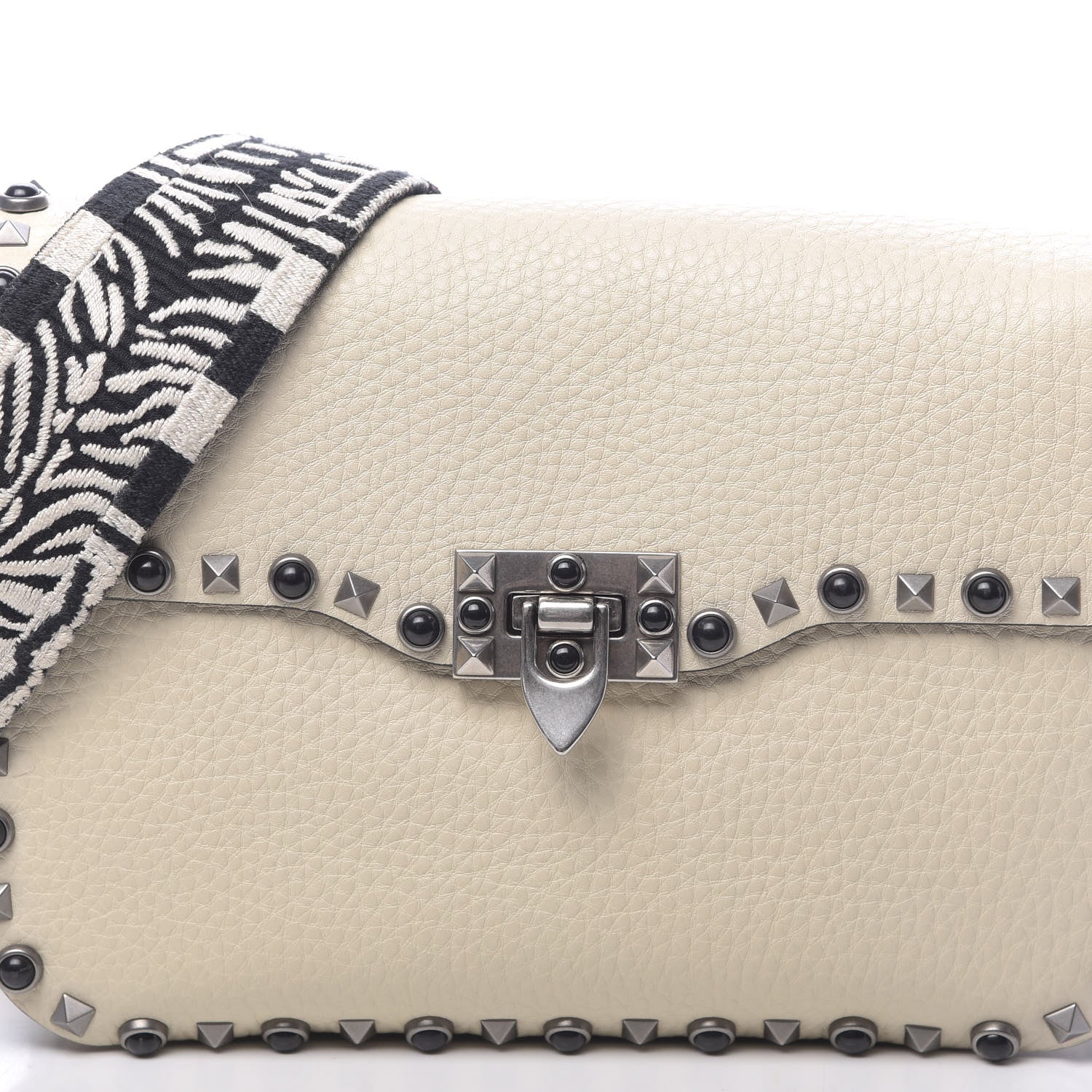 Valentino Garavani Pebbled Calfskin Onyx Medium Guitar Strap Rockstud Rolling Flap Saddle Bag Ivory 7 of 12