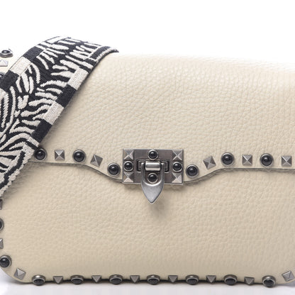 Valentino Garavani Pebbled Calfskin Onyx Medium Guitar Strap Rockstud Rolling Flap Saddle Bag Ivory 7 of 12