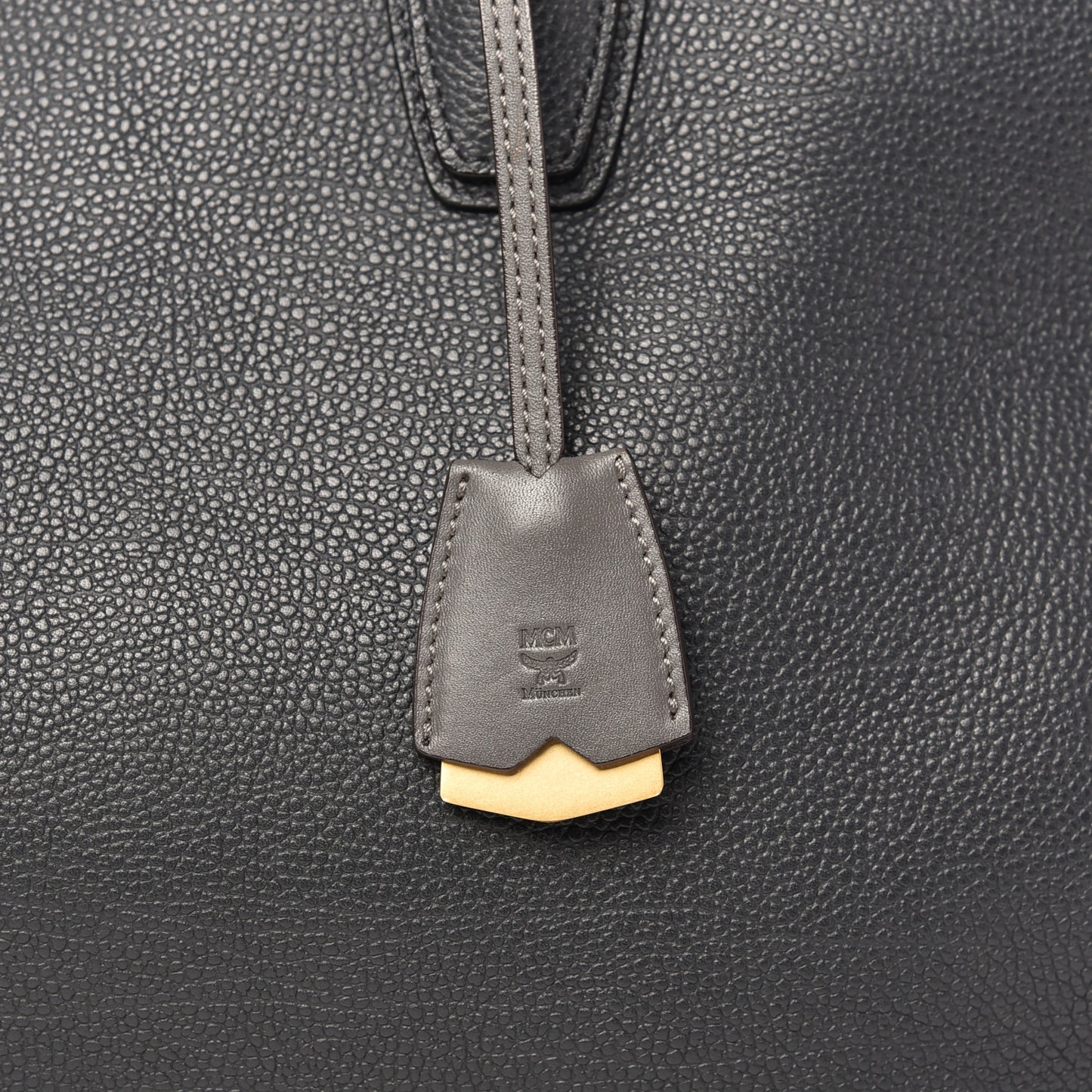 Grained Calfskin Large Milla Tote Phantom Grey