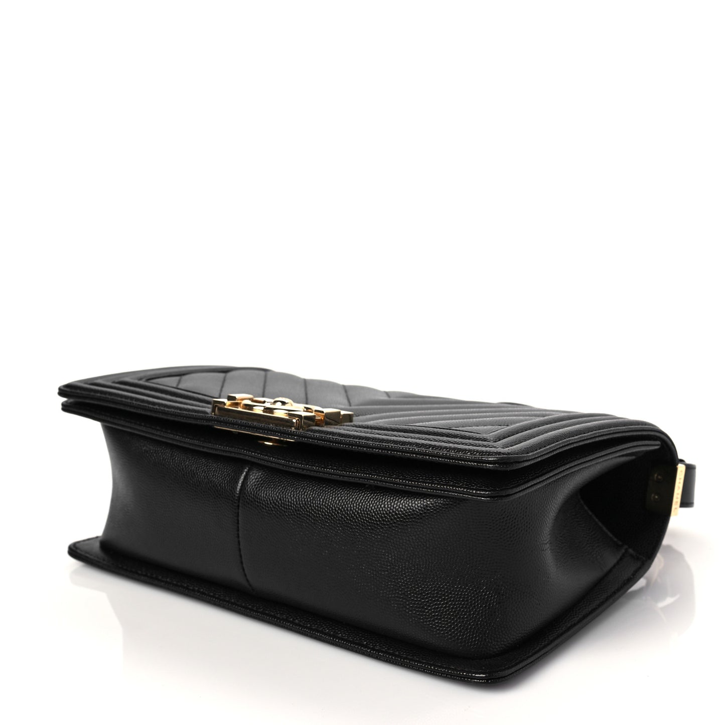 Caviar Chevron Quilted Medium Boy Flap Black