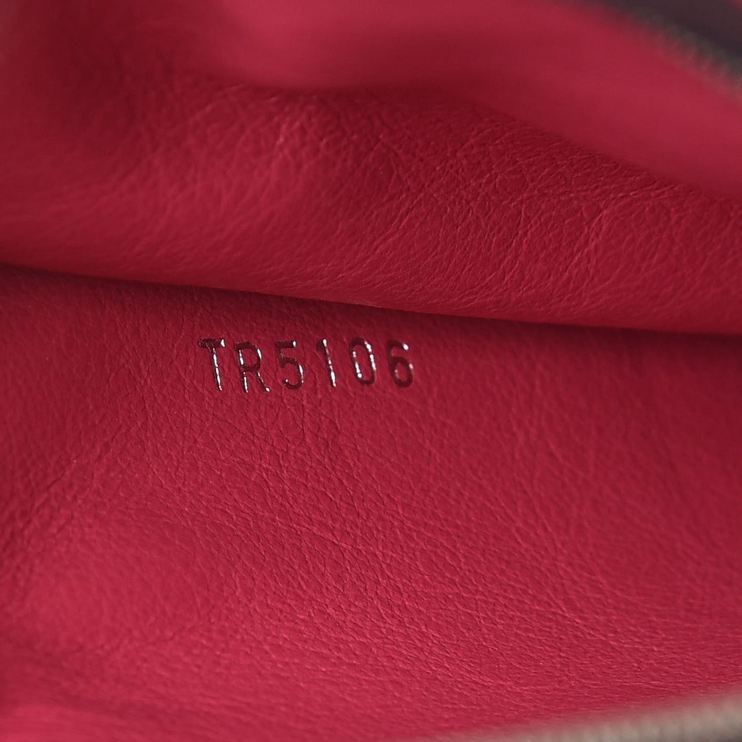Taurillon Capucines BB Cobalt Fuchsia