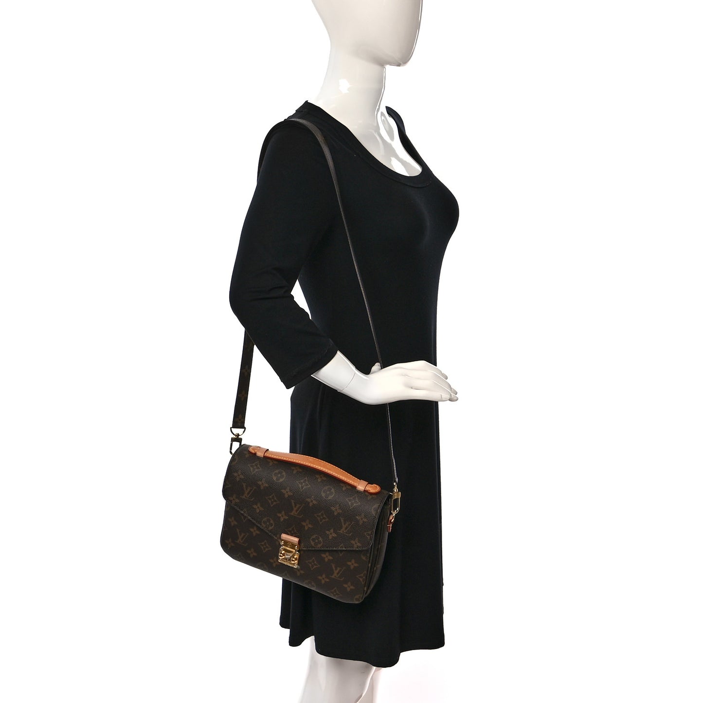 Monogram Pochette Metis