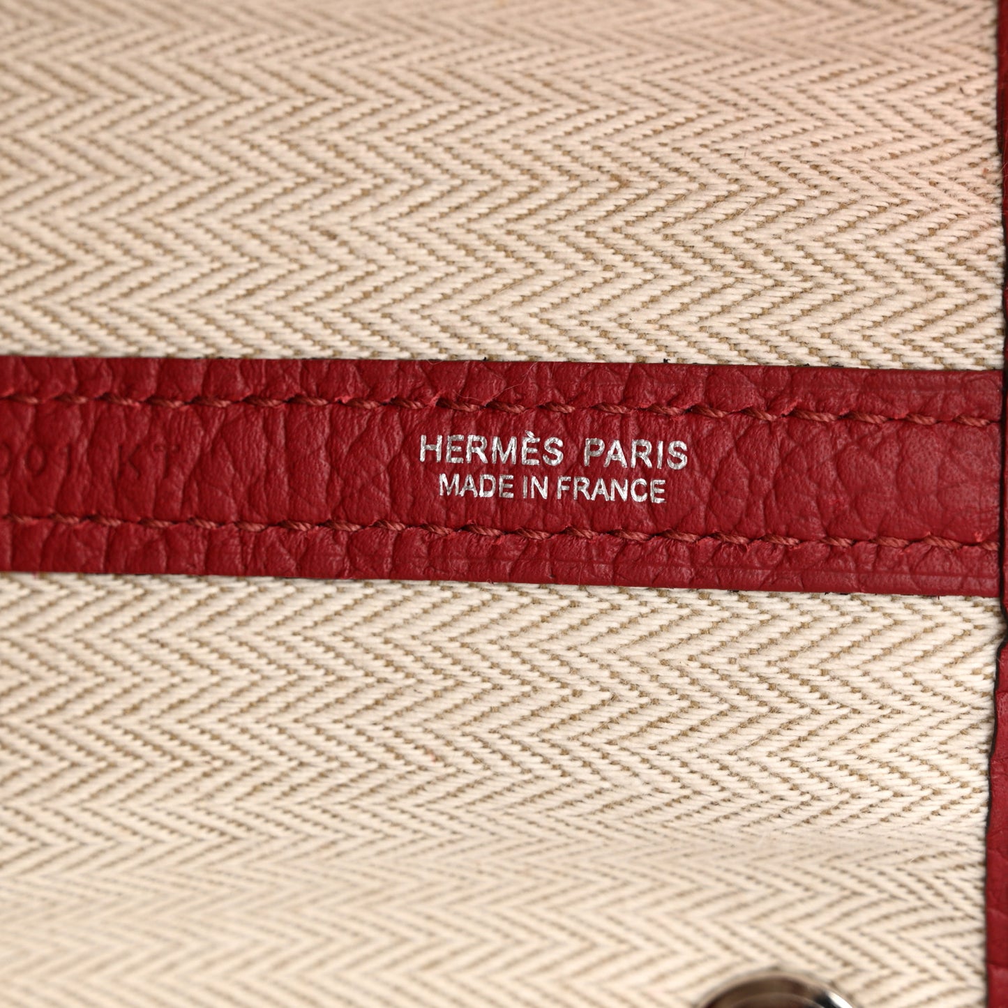 Vache Country Garden Party 36 MM Rouge Grenat