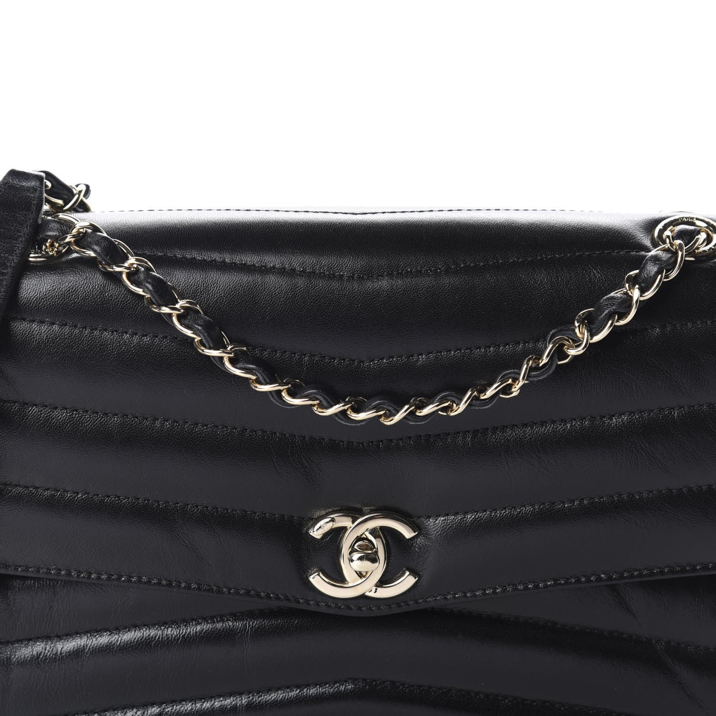 Shiny Lambskin Chevron Quilted Miroir Black