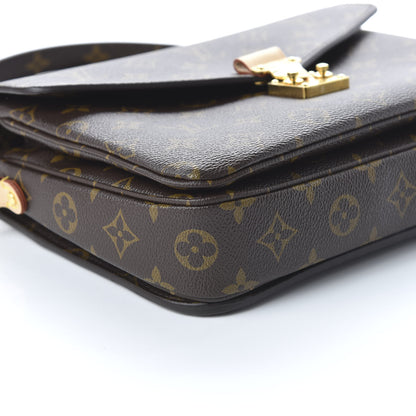 Louis Vuitton Monogram Pochette Metis 5 of 9