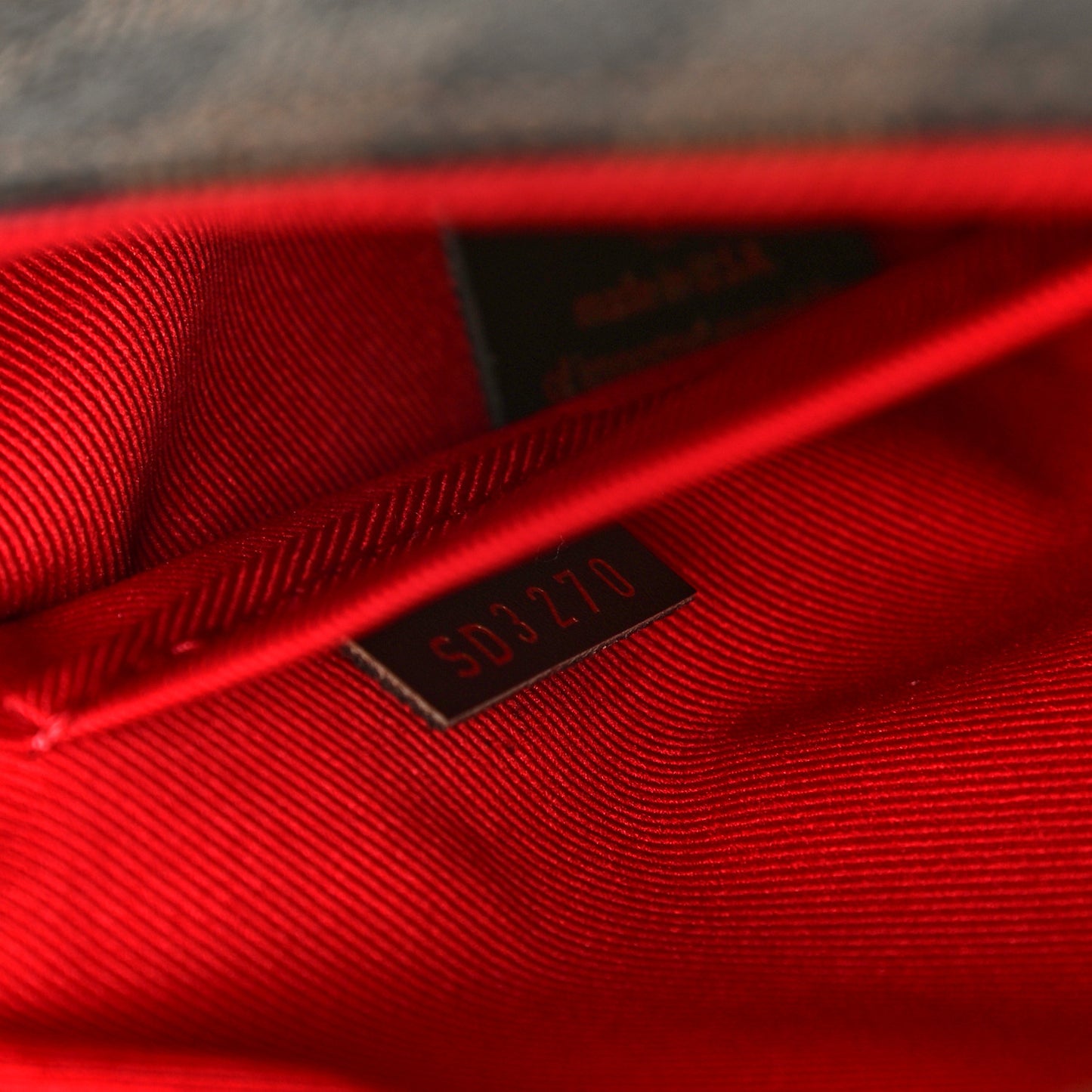 Damier Ebene Croisette