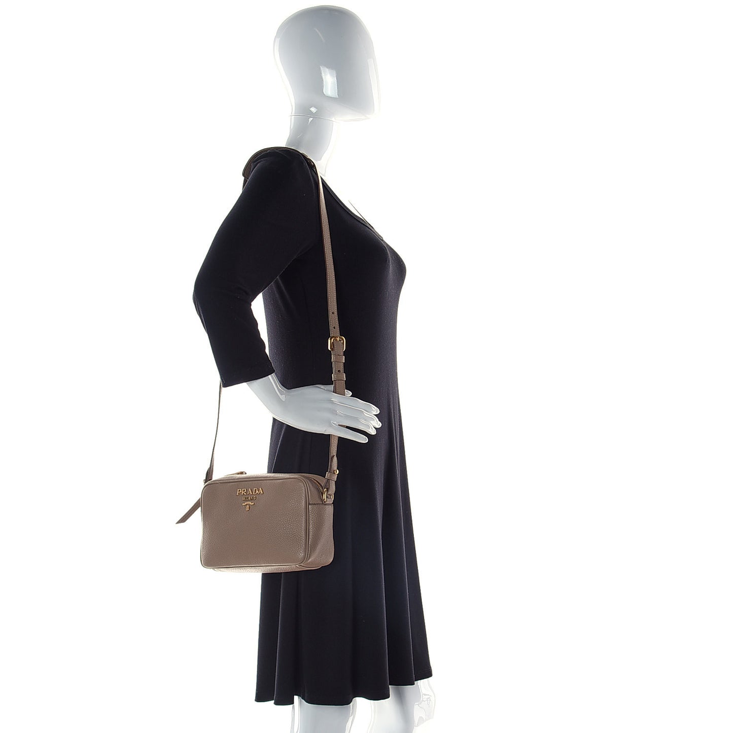 Vitello Daino Medium Double Zip Shoulder Bag Cammeo