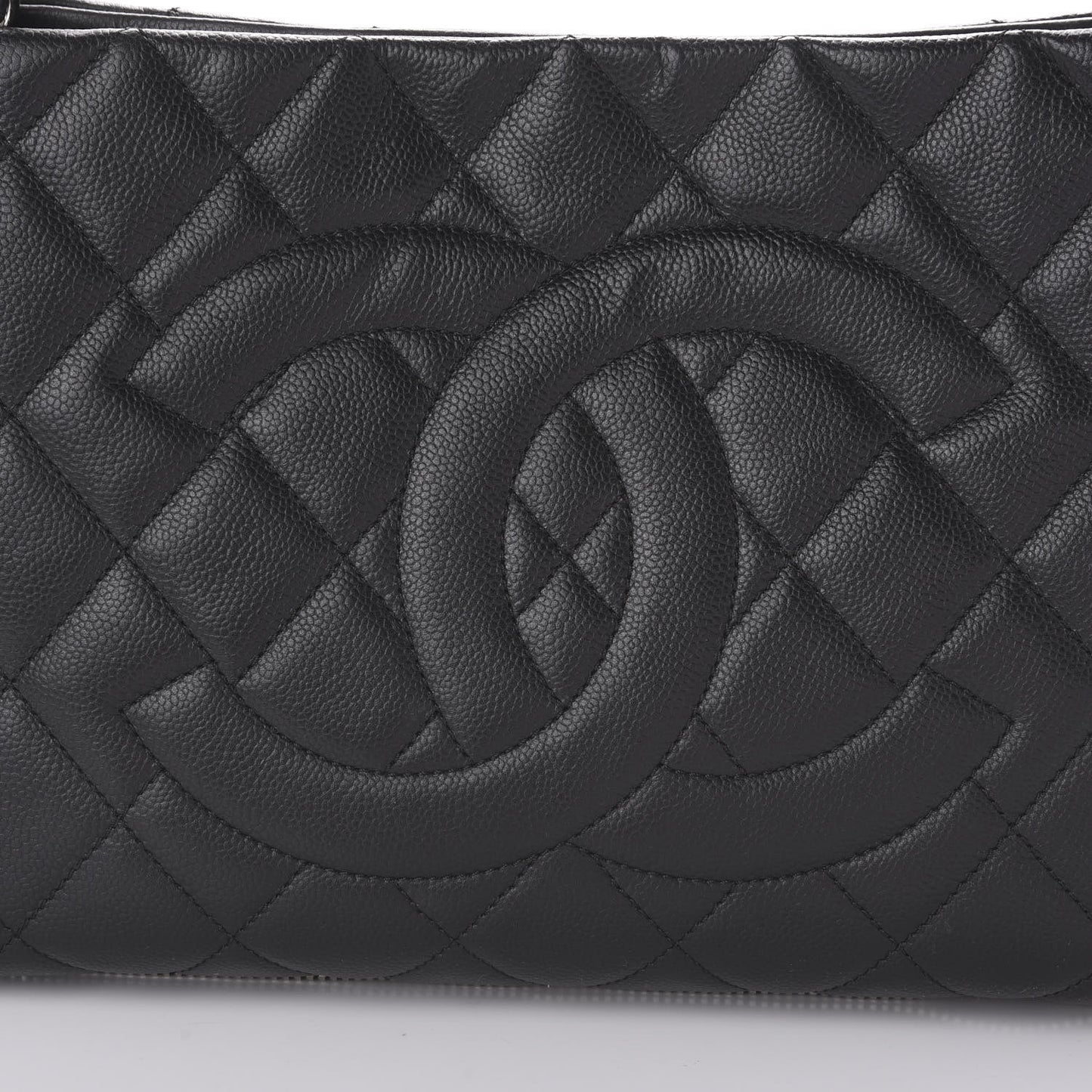 Caviar Quilted Expandable Zip Shoulder Bag Black