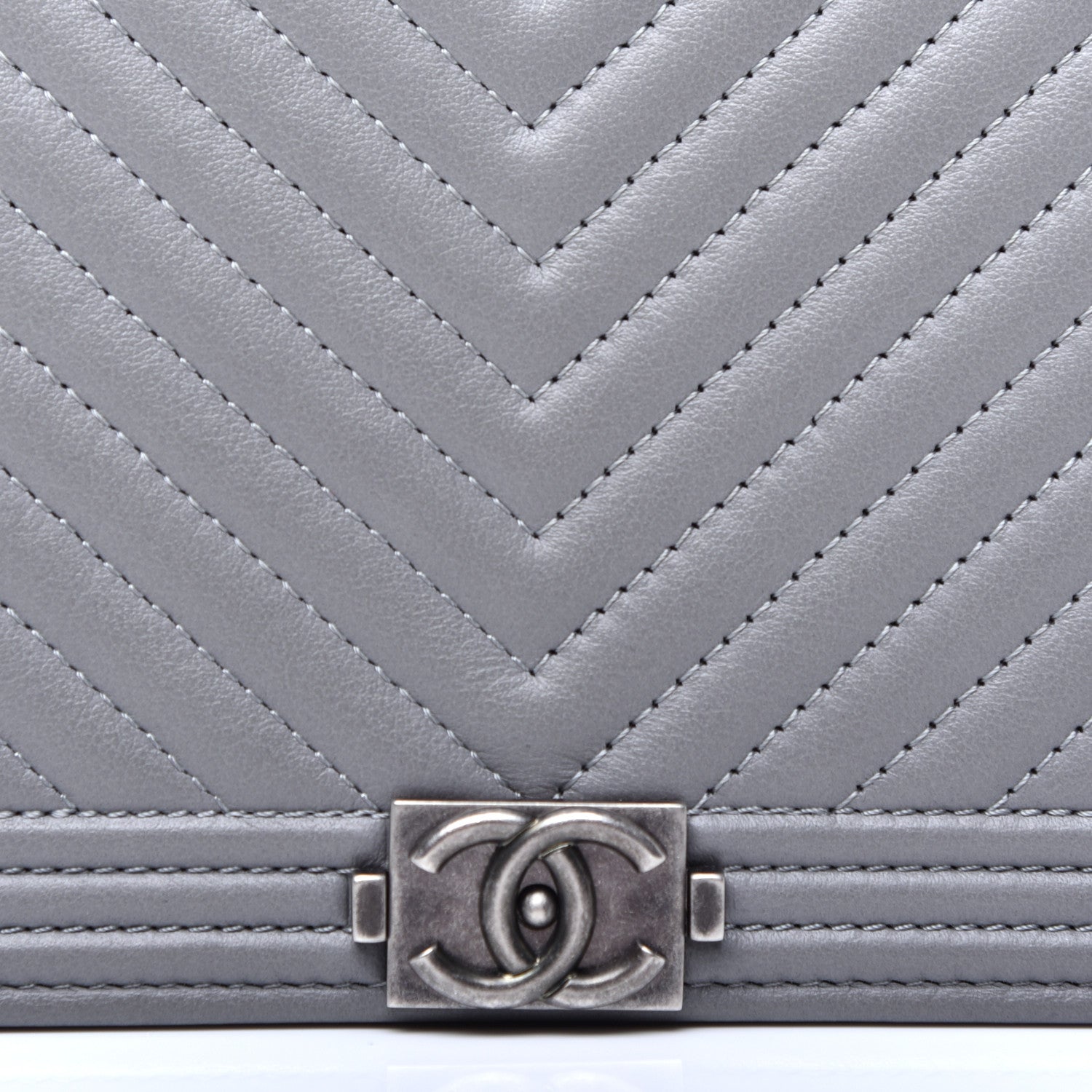 Chanel Calfskin Chevron Quilted Boy Yen Wallet Grey 11 of 12