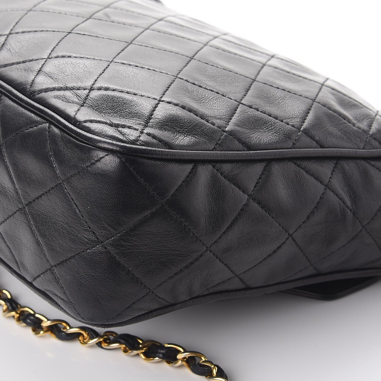 Lambskin Quilted CC Tassel Camera Case Black