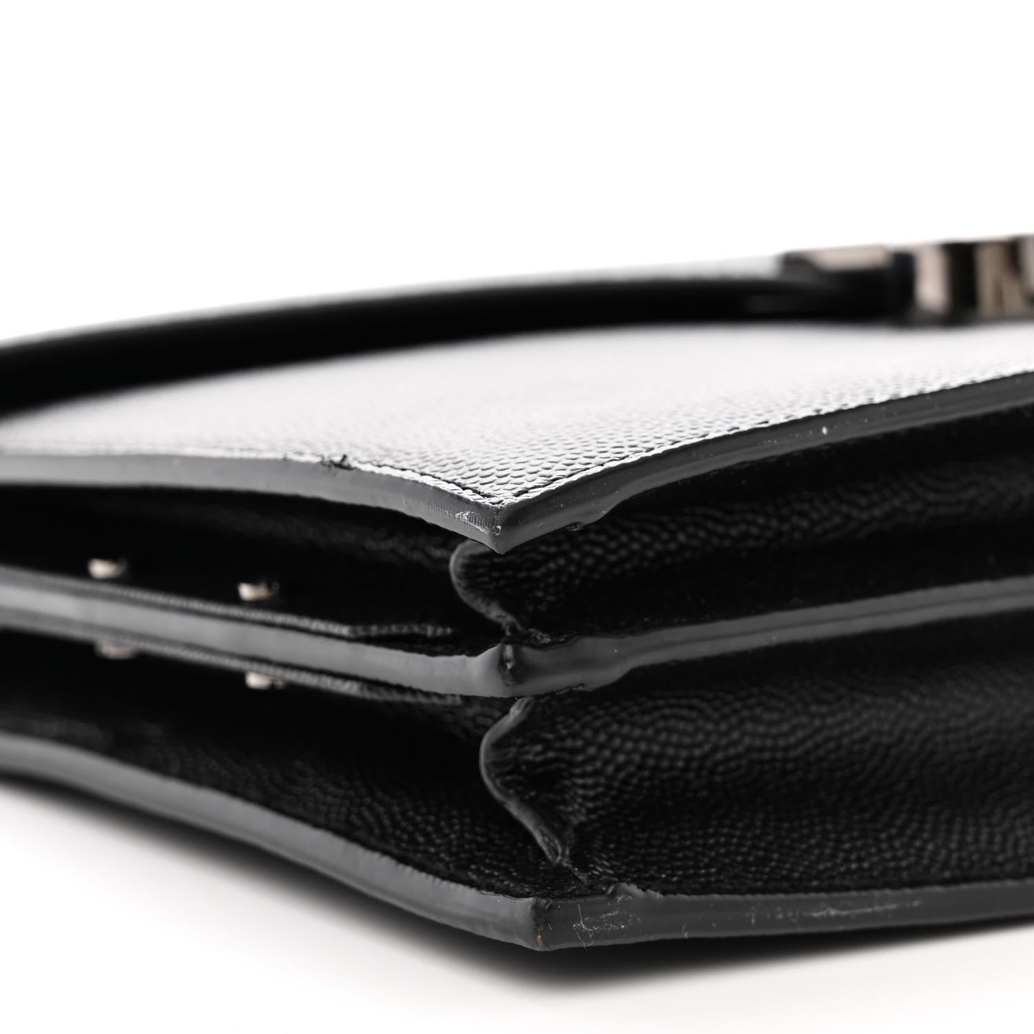 Saint Laurent Grain De Poudre Monogram Cassandra Clasp Bag Black 9 of 11