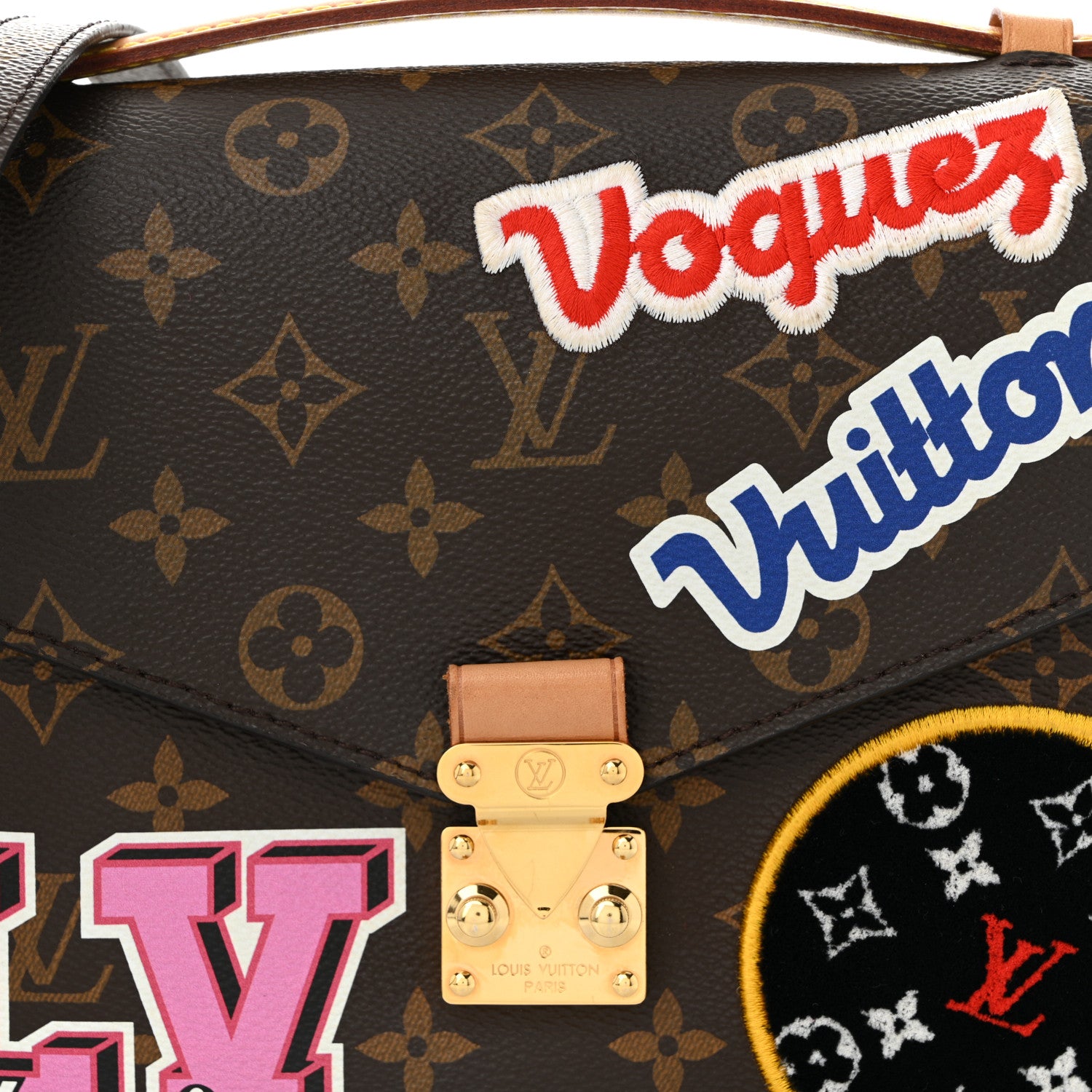 Louis Vuitton Monogram Patches Pochette Metis 8 of 10