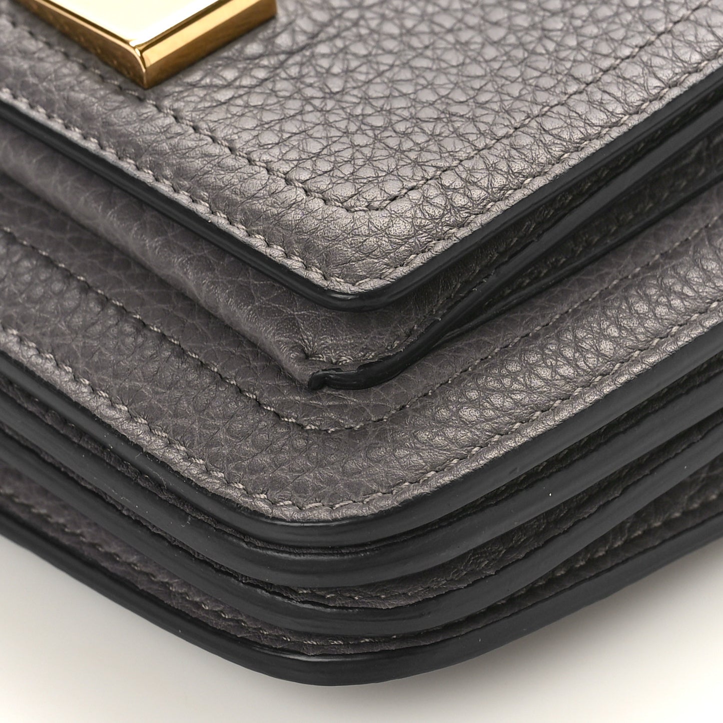 Pebbled Calfskin Ginevra Chain Bag Grey