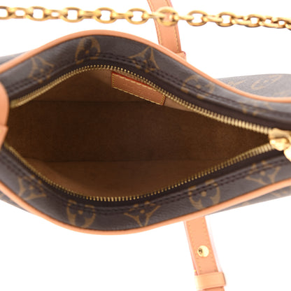Louis Vuitton Monogram Loop 6 of 10