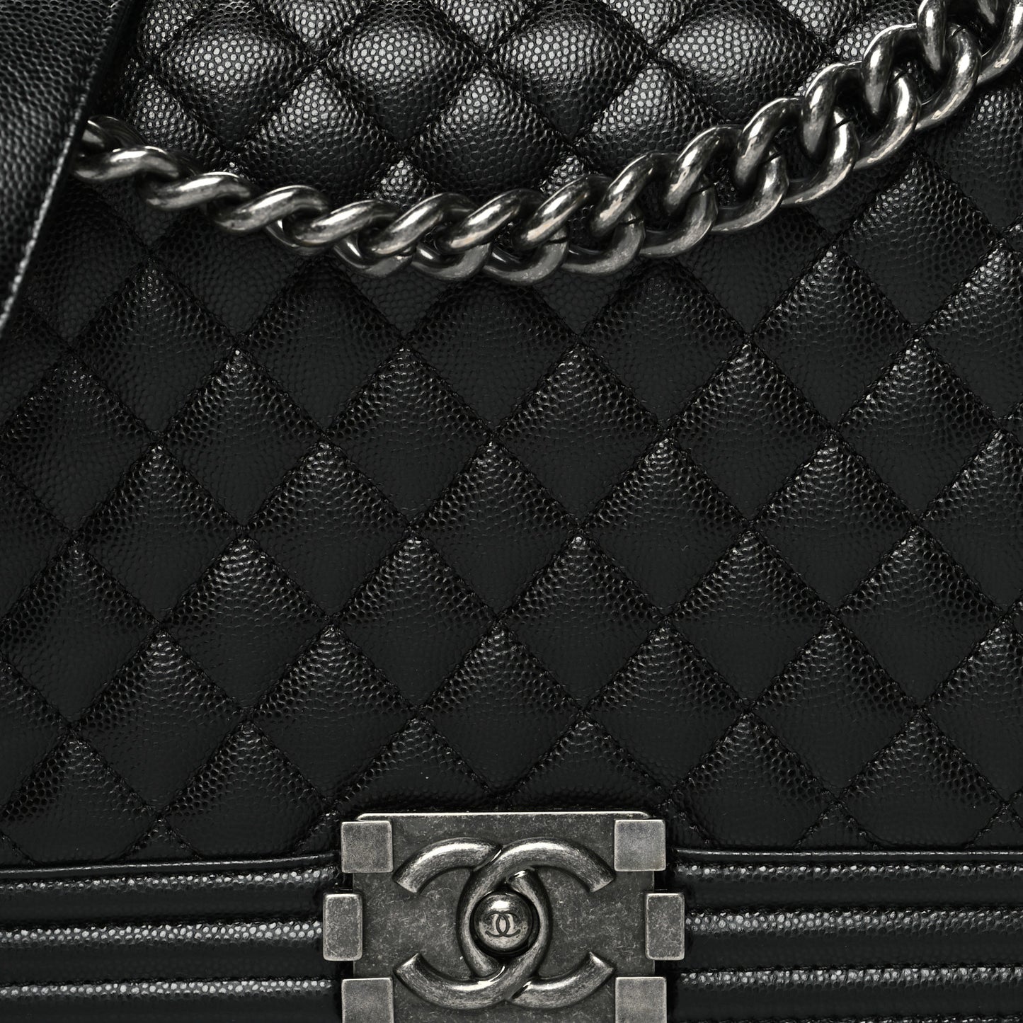Caviar Quilted New Medium Boy Flap Black