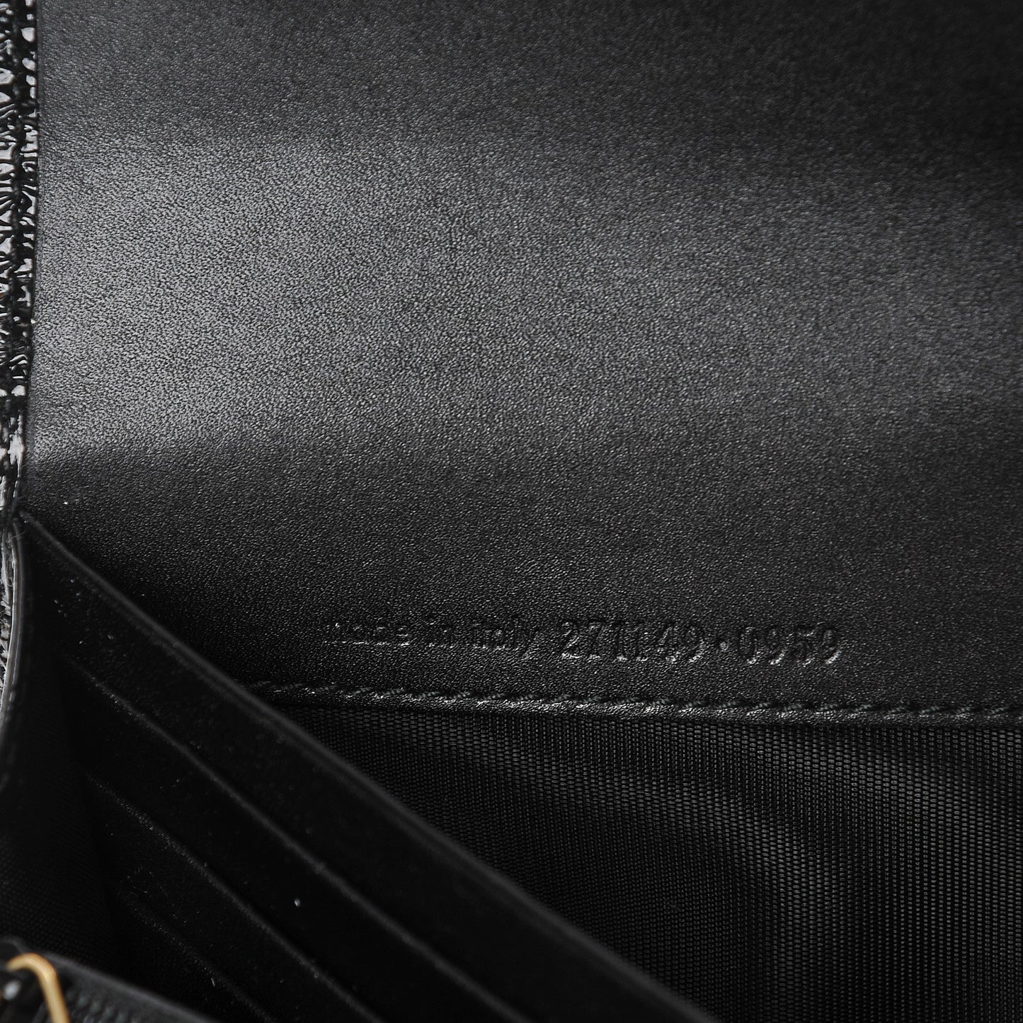 Textured Patent Belle De Jour Wallet Black