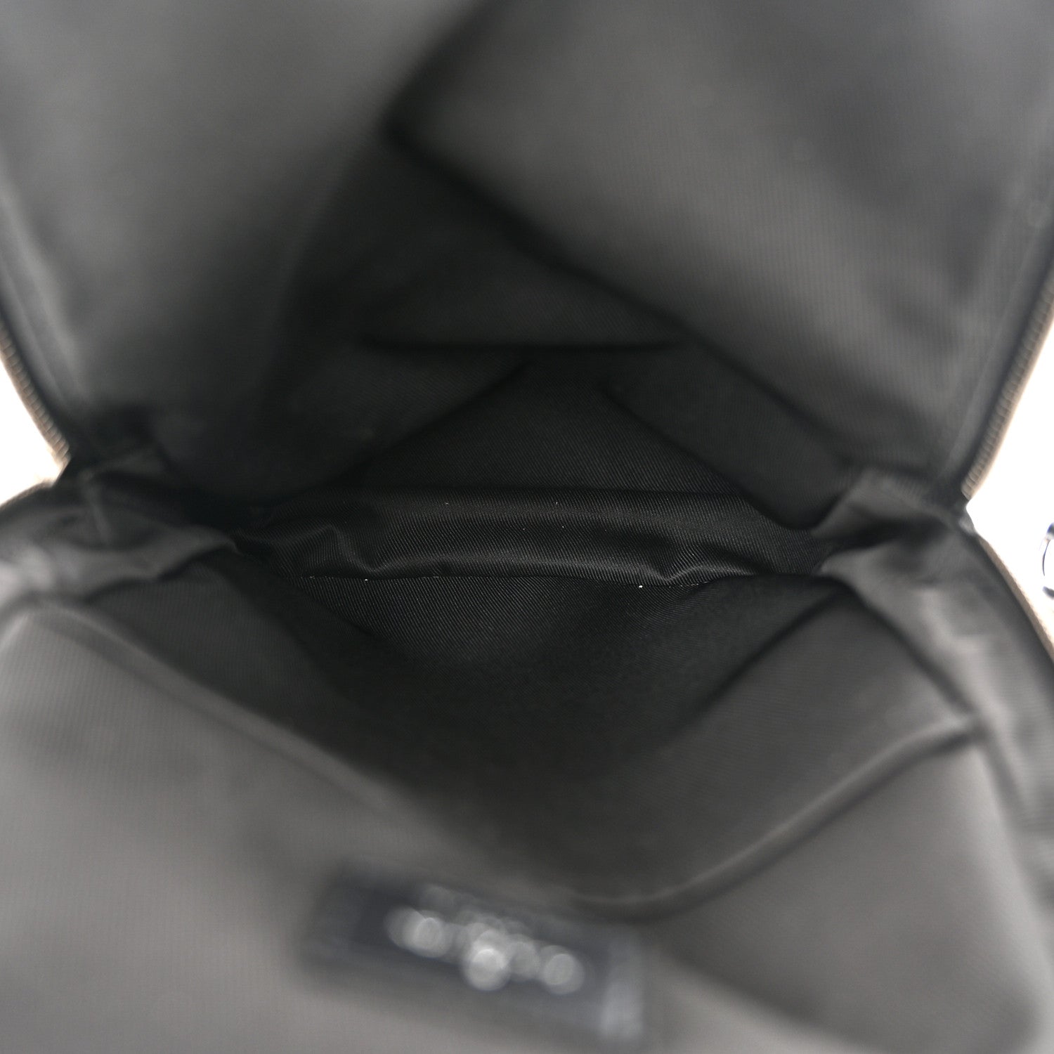 Louis Vuitton Damier Graphite Avenue Sling Backpack 5 of 9