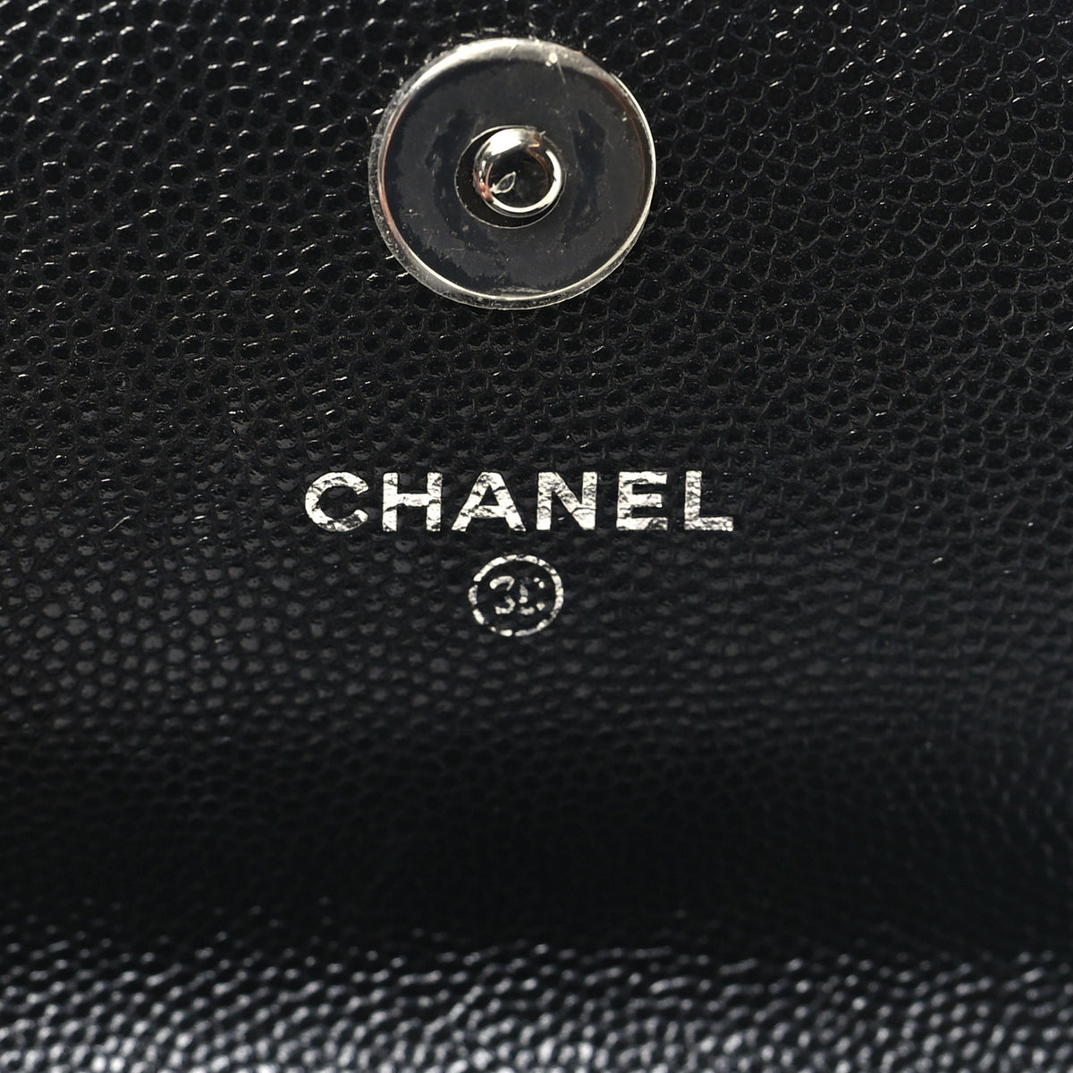 Caviar Quilted My Everything Clutch With Chain Black