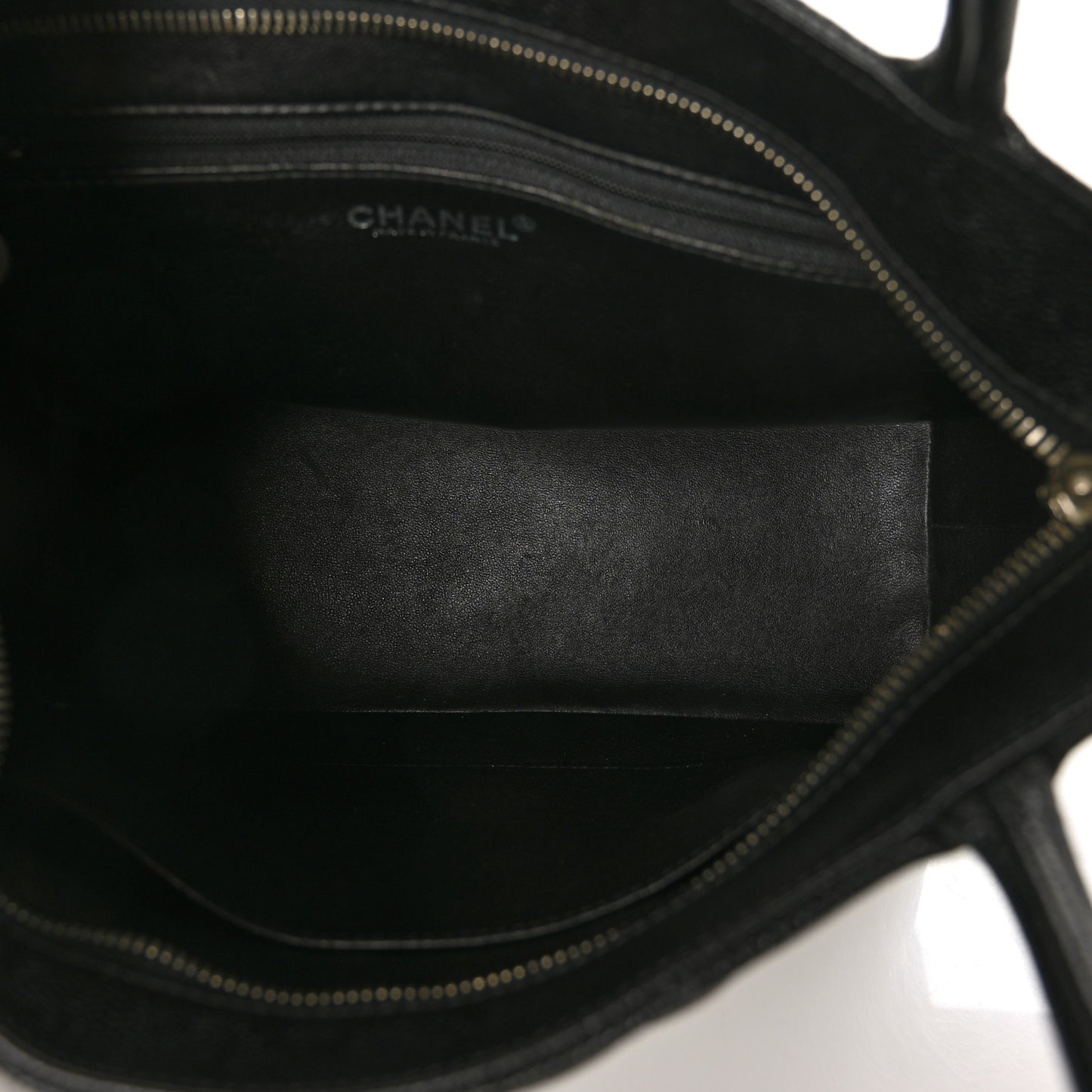 Caviar Quilted Medallion Tote Black