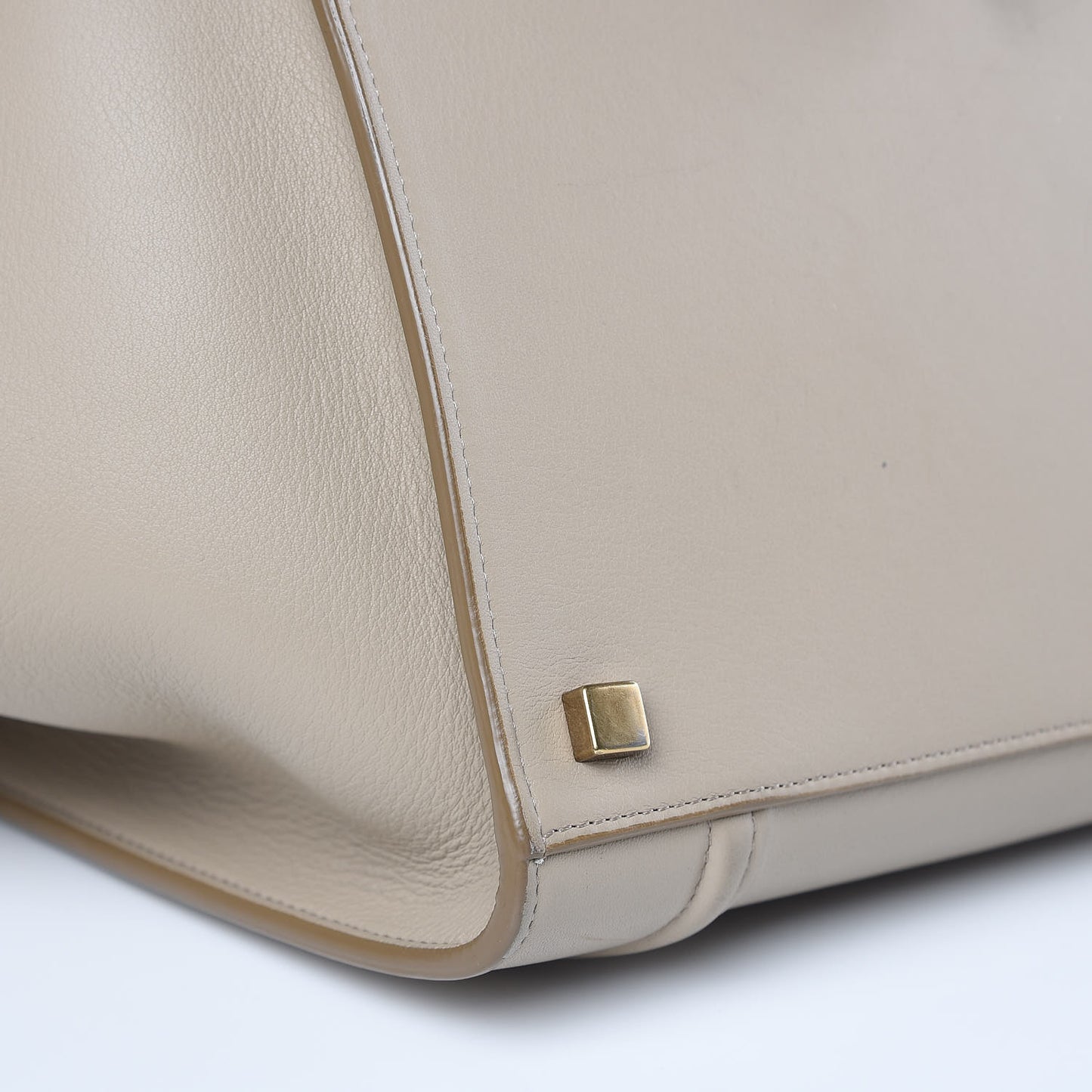 Supple Calfskin Medium Phantom Luggage Beige