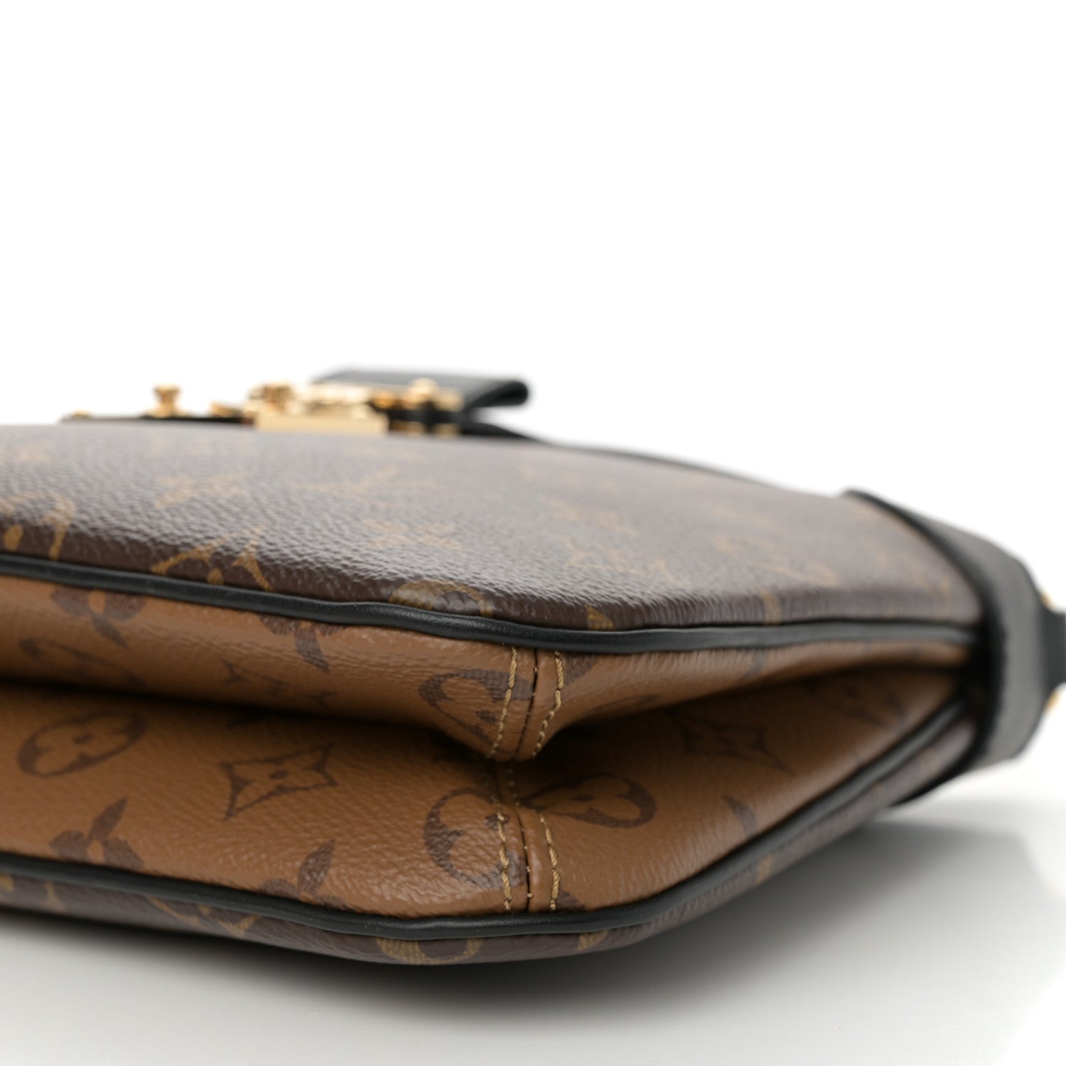 Louis Vuitton Reverse Monogram Twinny 9 of 9