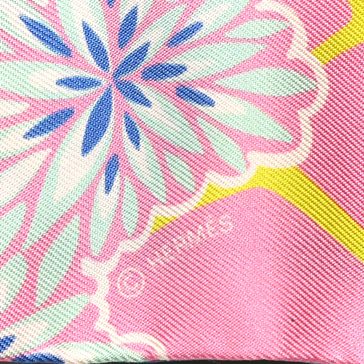 Hermes Silk The Three Graces Twilly Rose Bonbon Canard 4 of 4