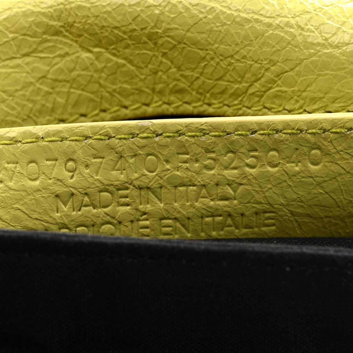 Agneau Giant 12 Gold Hardware Envelope Strap Clutch Jaune Citronnade