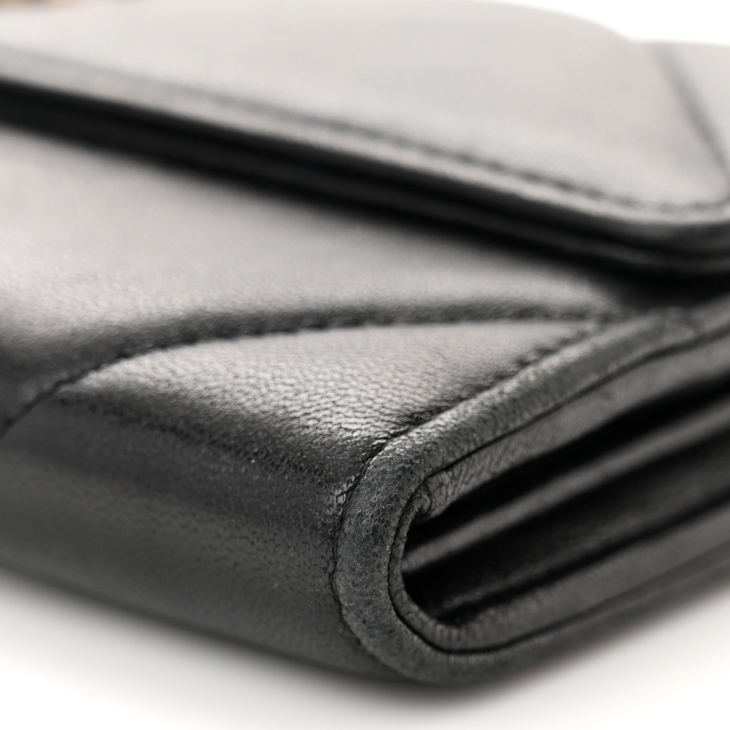 Shiny Goatskin Quilted Chanel 19 Flap Wallet Black
