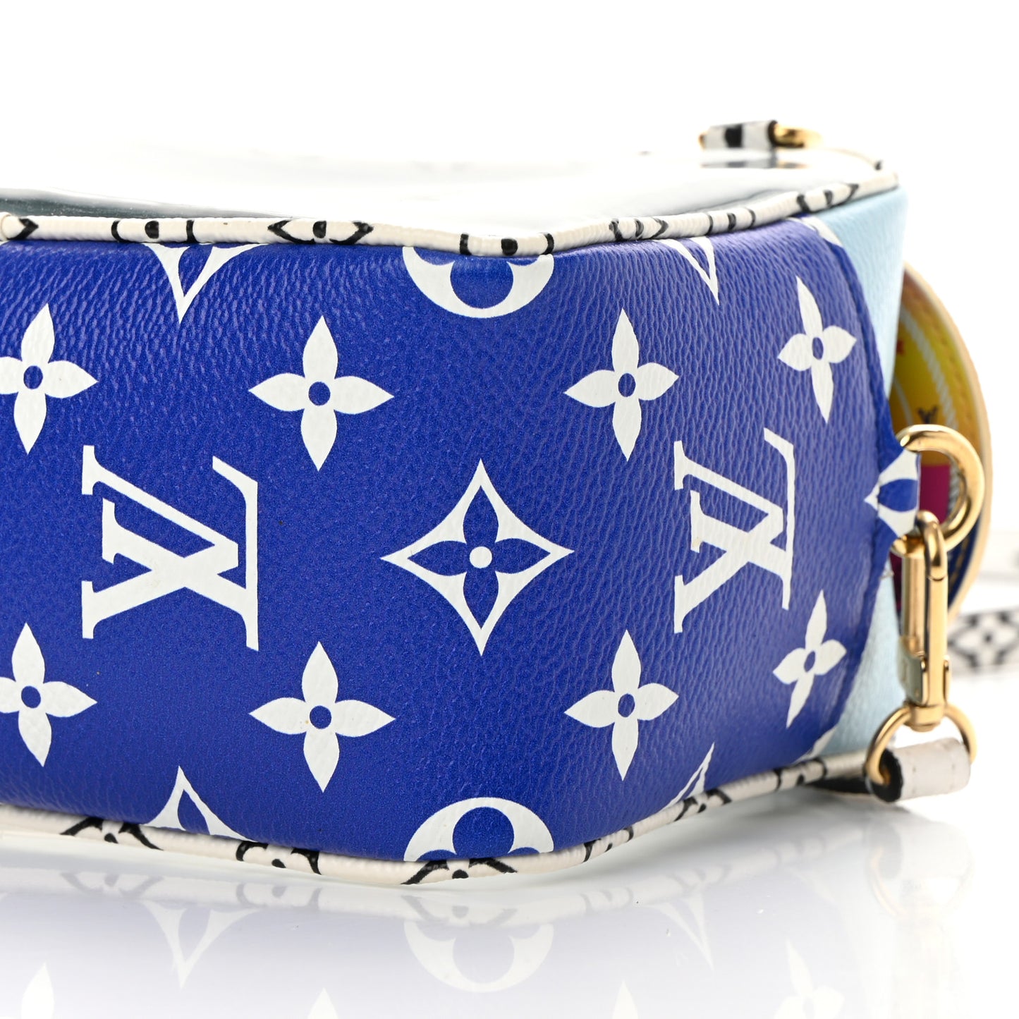 Monogram Giant Hawaii Beach Pouch Blue