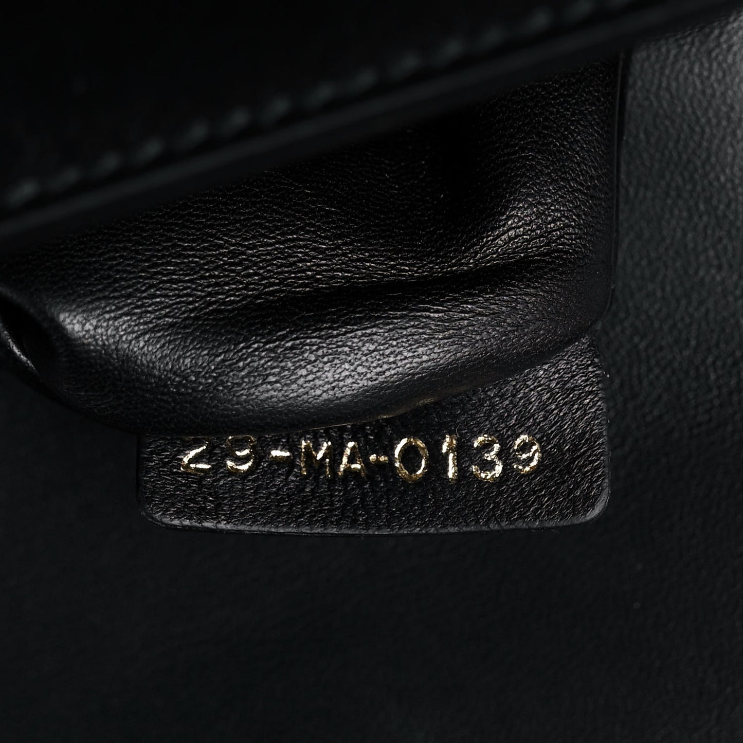 Smooth Calfskin 30 Montaigne Flap Bag Black