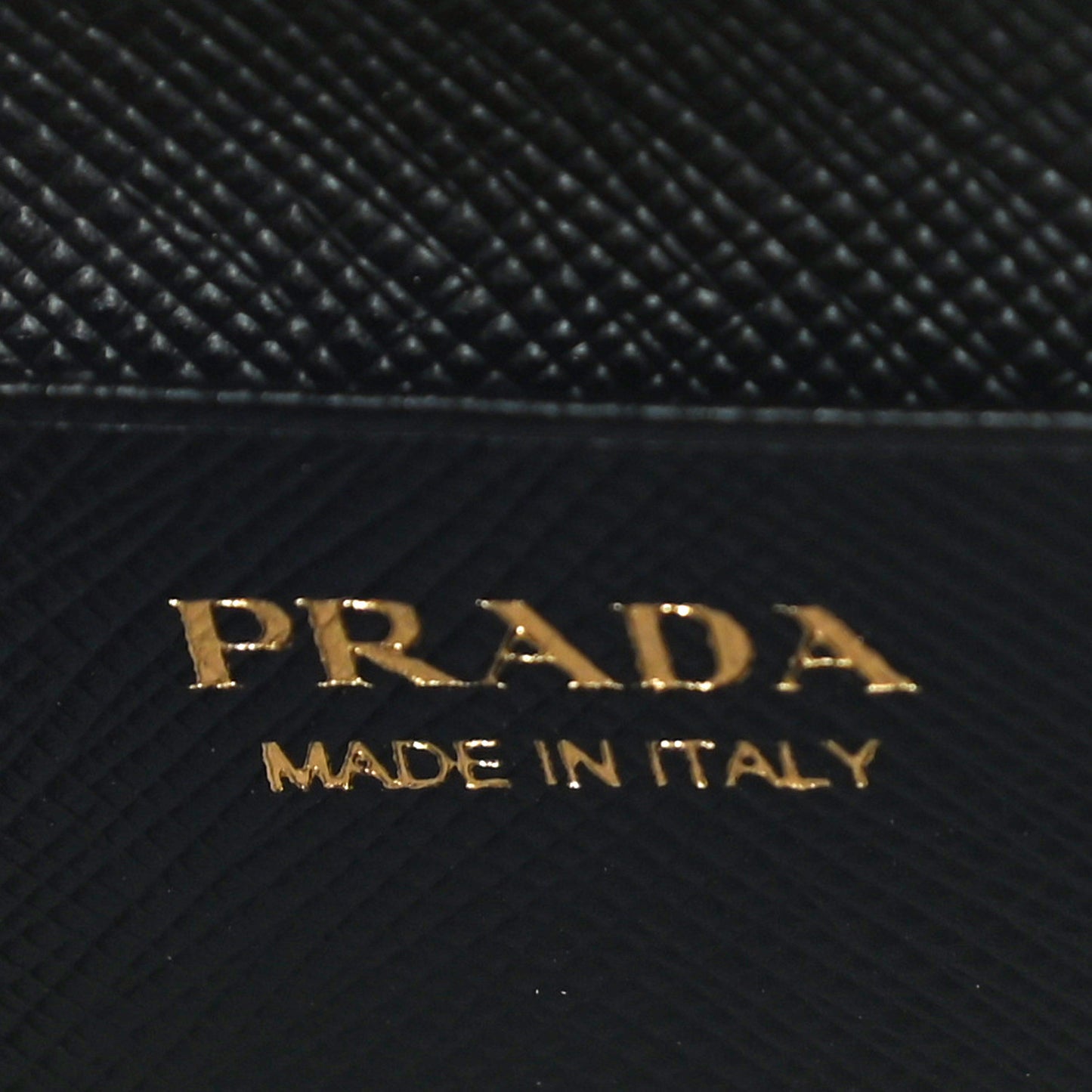 Saffiano Shine Monochrome Metal Business Card Holder Black