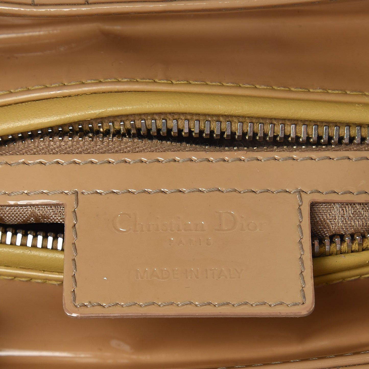 Patent Cannage Medium Lady Dior Beige