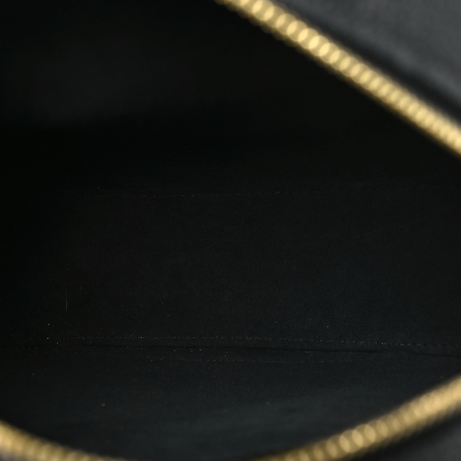 Louis Vuitton Empreinte Boite Chapeau Souple MM Black 5 of 9