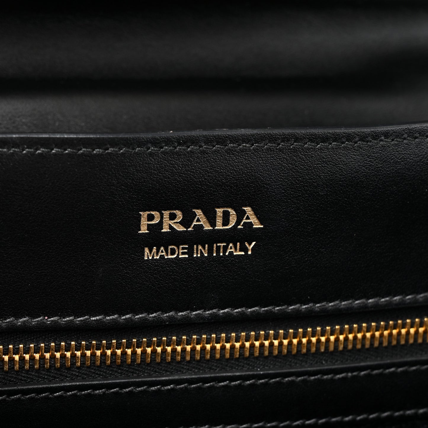 City Calfskin Saffiano Cahier Top Handle Bag Black