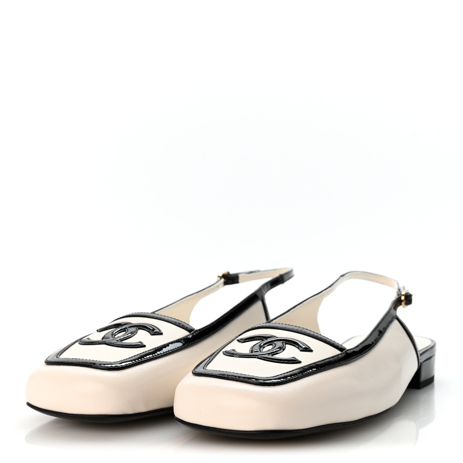 Chanel Lambskin Patent Calfskin CC Slingback Flats 40 White Black 4 of 10