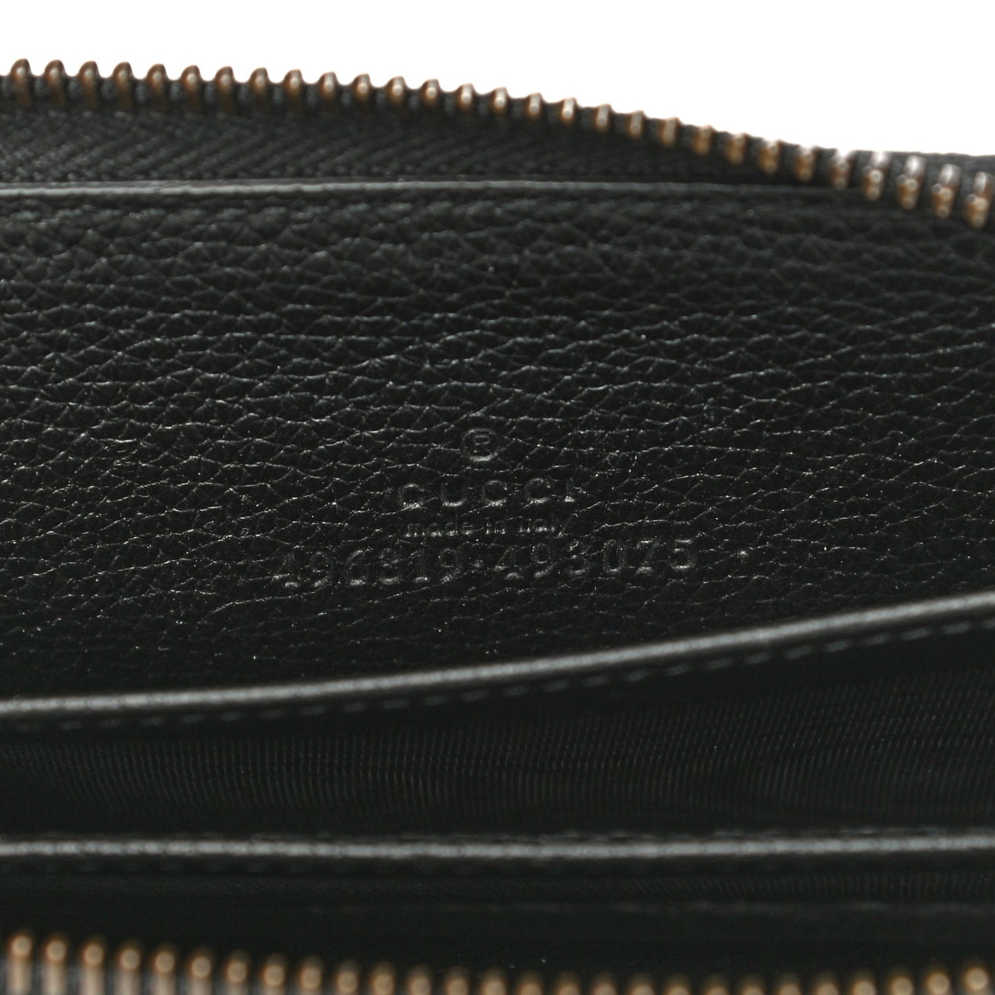 Calfskin Logo Zip Around Card Case Black