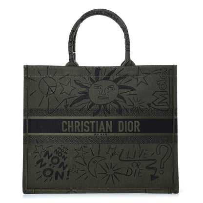 Christian Dior Canvas Embroidered Graffiti Book Tote Vert 1 of 8