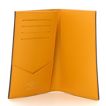 Louis Vuitton Monogram 2022 Christmas Animation New York Soho Passport Cover Yellow 5 of 7