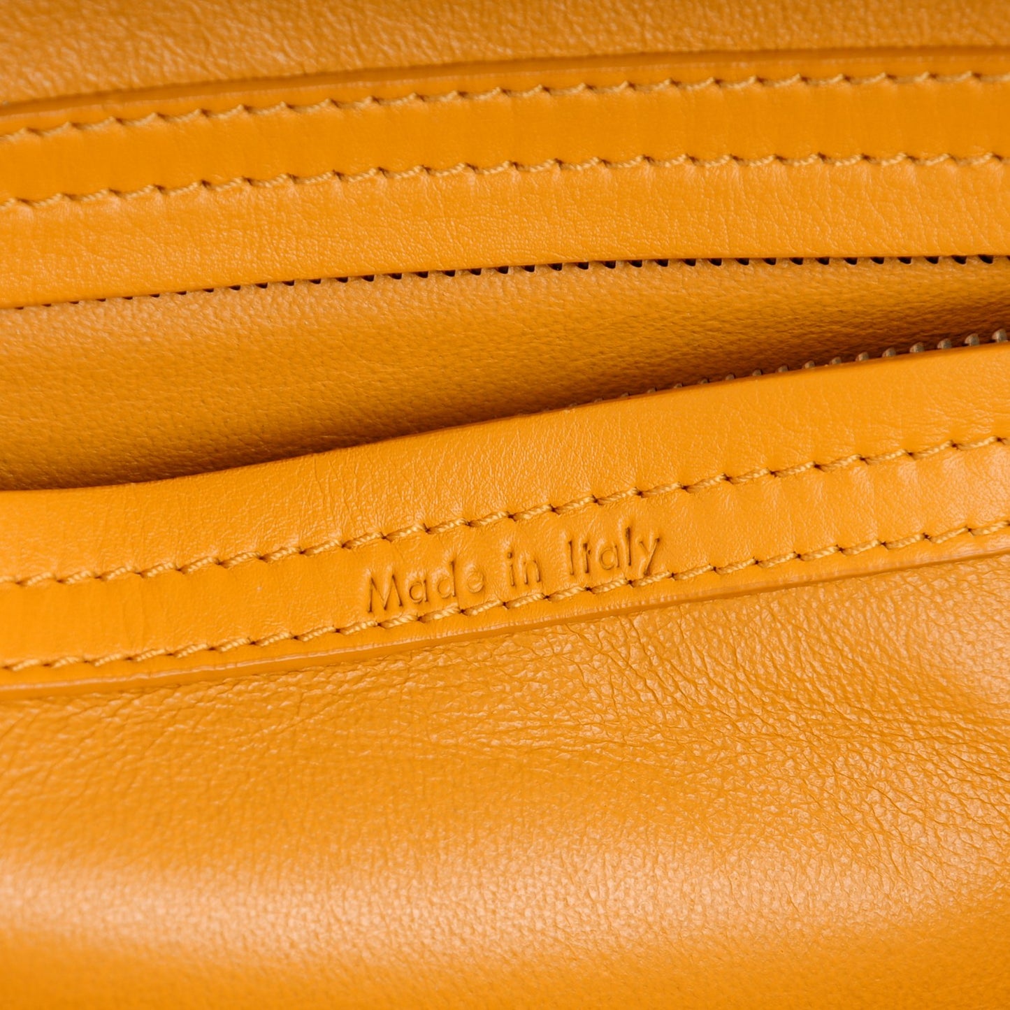 Suede Medium Phantom Luggage Amber