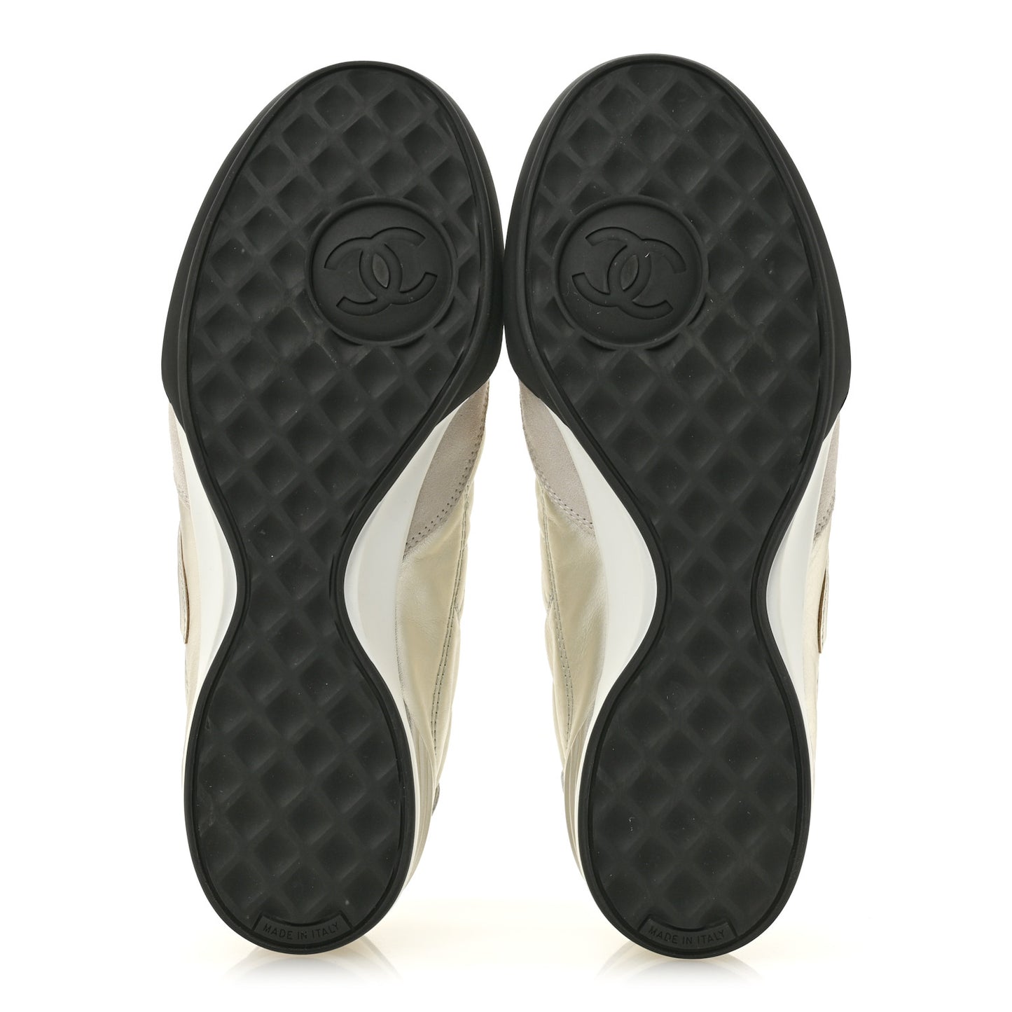 Laminated Calfskin Suede Quilted Womens CC Sneakers 39 Silver White Gray
