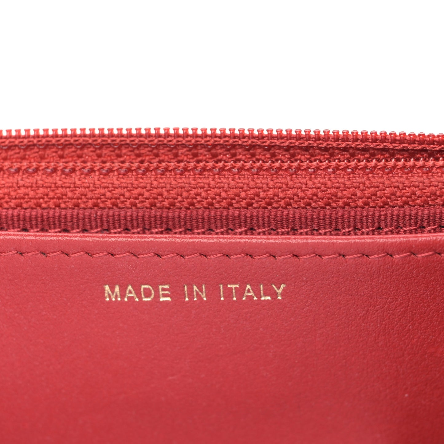 Shiny Caviar Quilted Chain Melody Wallet on Chain WOC Red