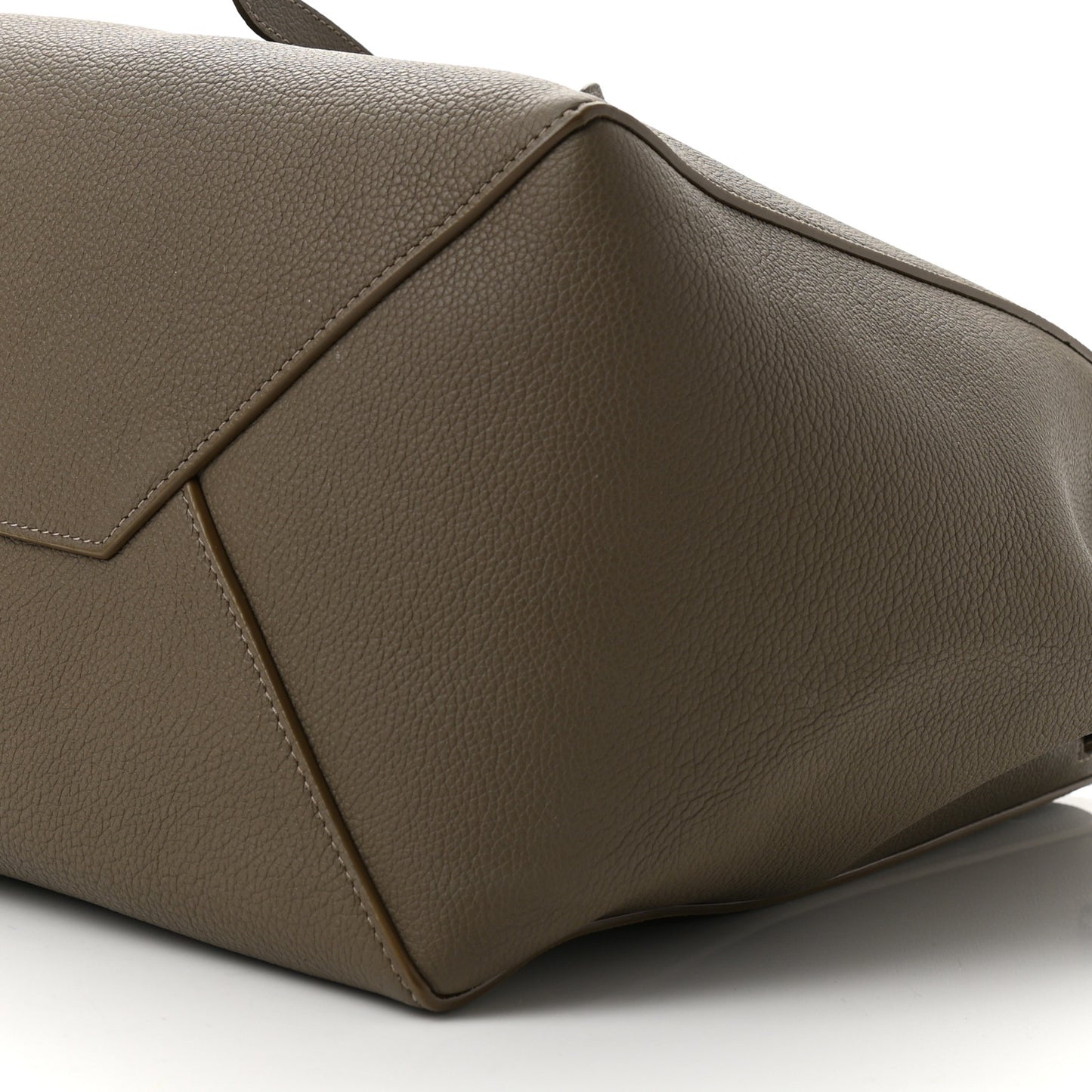 Soft Grained Calfskin Small Belt Cabas Phantom Taupe