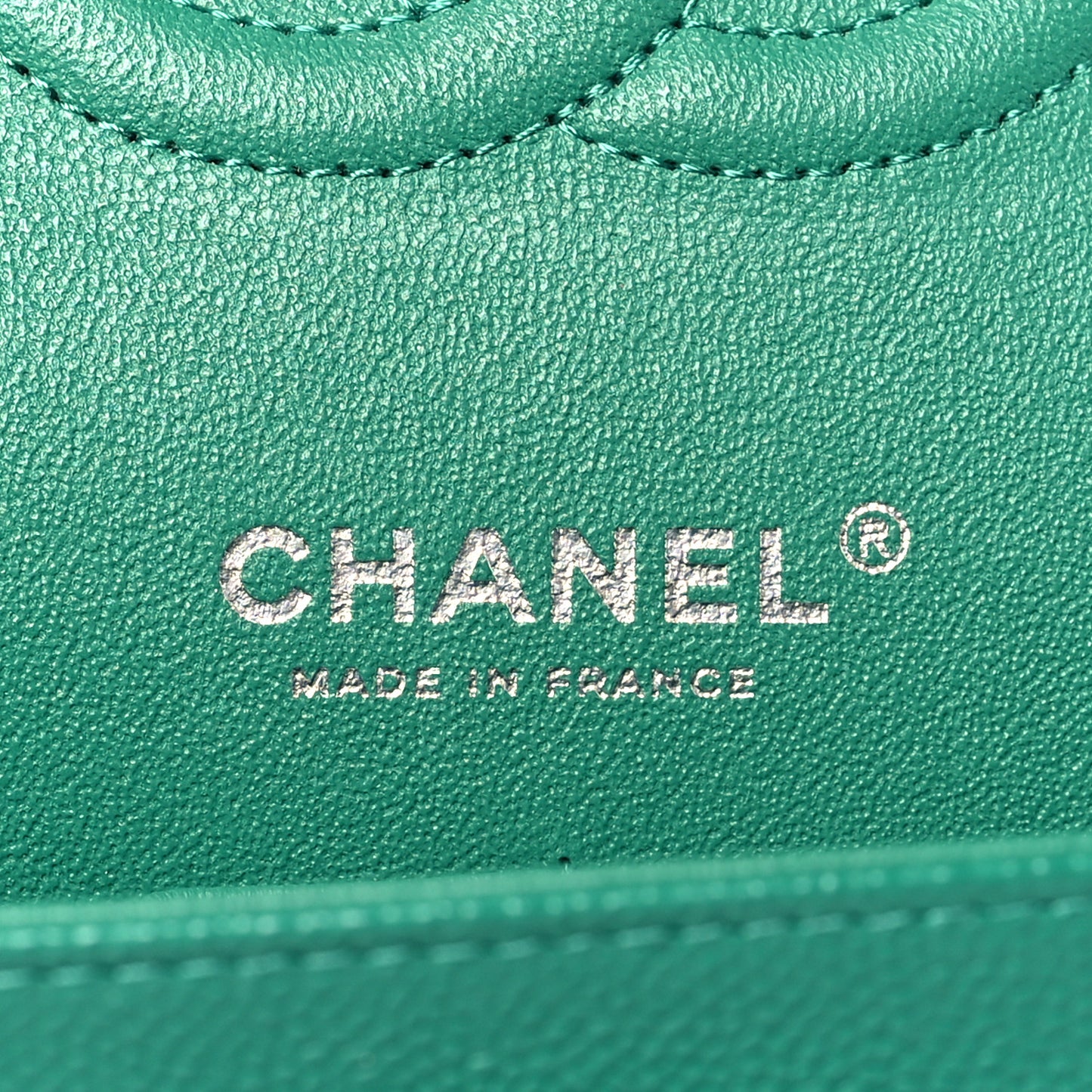 Caviar Quilted Medium Double Flap Green