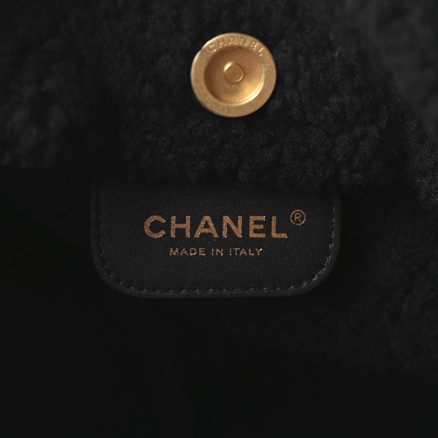 Aged Lambskin Shearling Quilted Small Chanel 22 Black