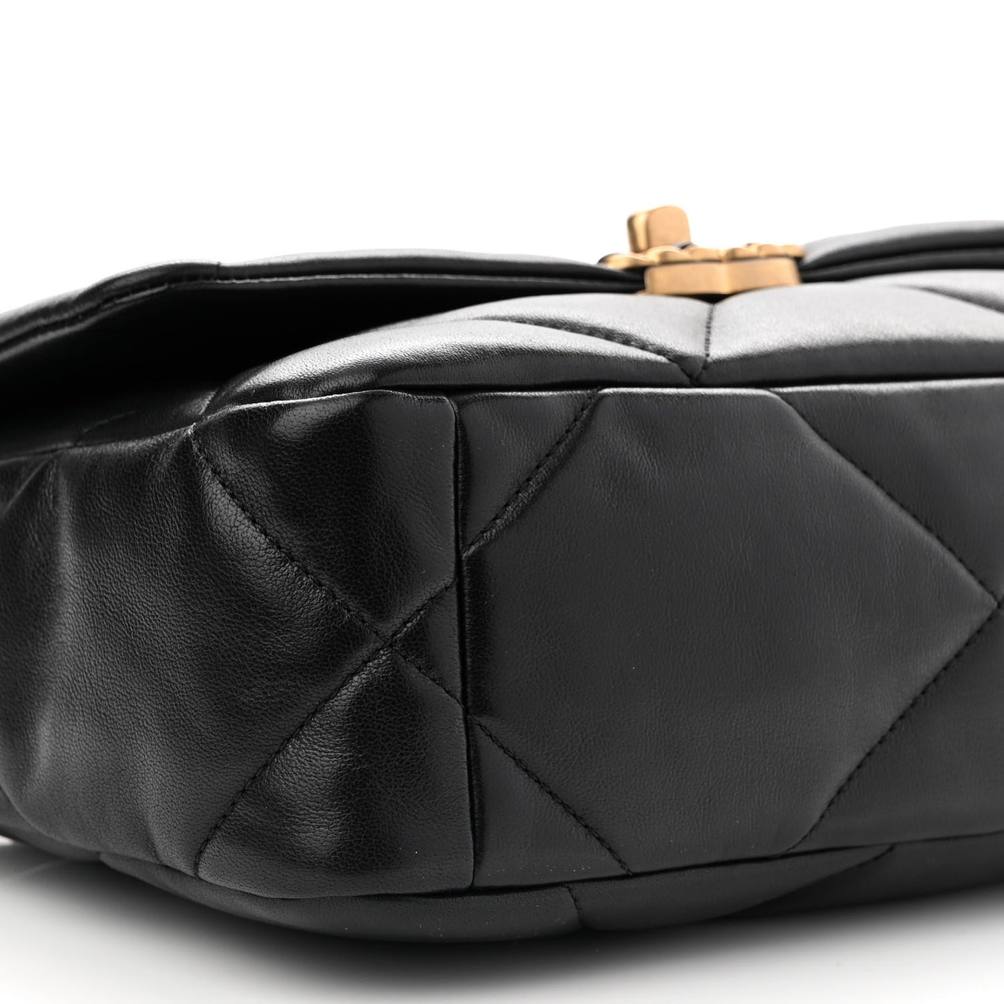Lambskin Quilted Medium Chanel 19 Flap Black