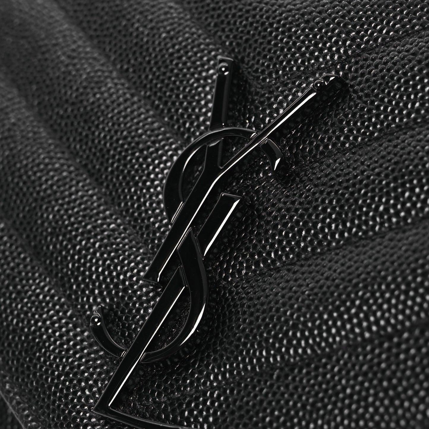 Grain De Poudre Matelasse Chevron Monogram Monochrome Envelope Chain Wallet Black