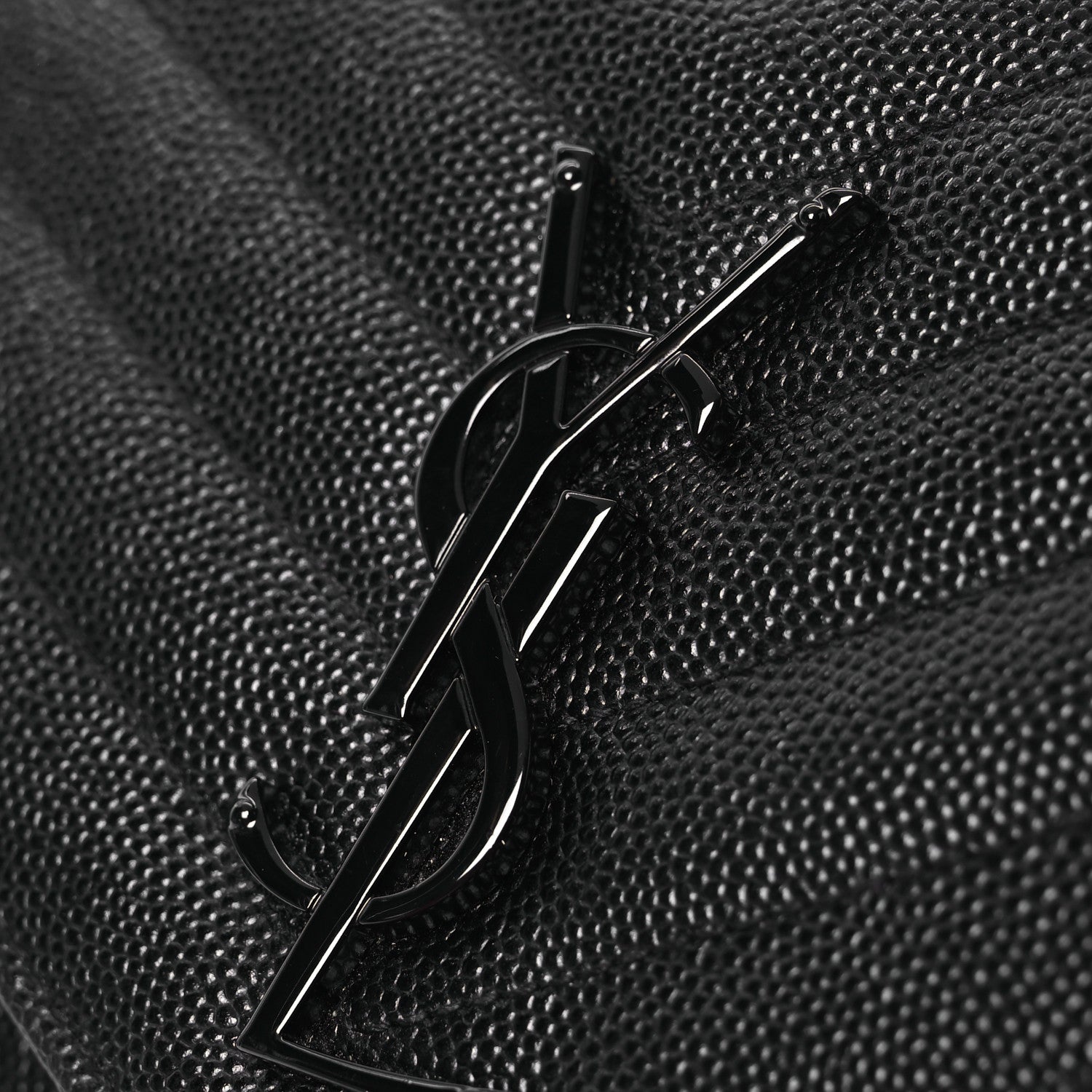 Saint Laurent Grain De Poudre Matelasse Chevron Monogram Monochrome Envelope Chain Wallet Black 15 of 15
