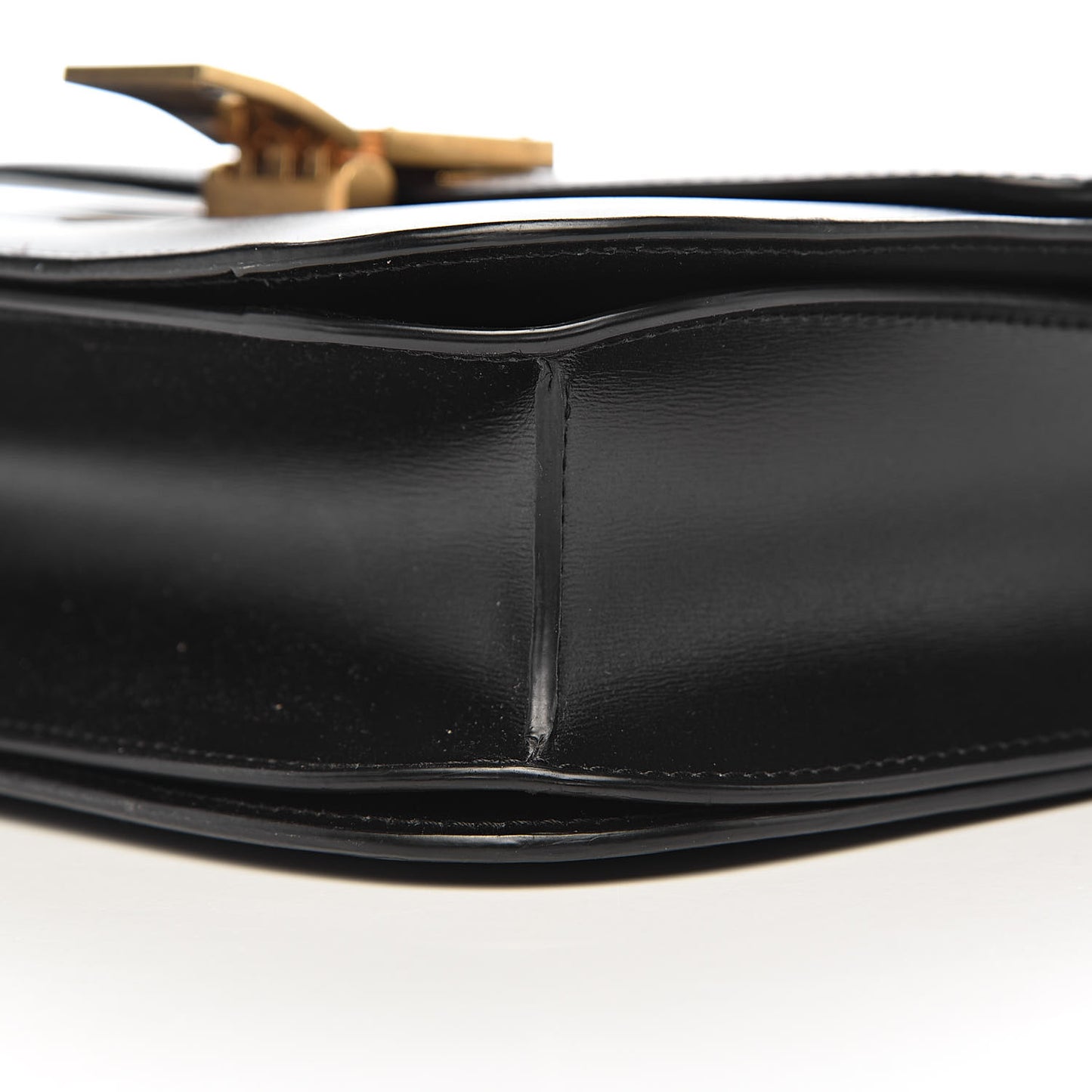 Box Calfskin Medium Classic Box Flap Bag Black