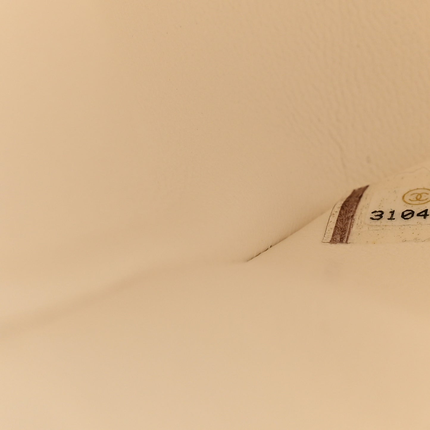 Caviar Quilted Jumbo Double Flap White